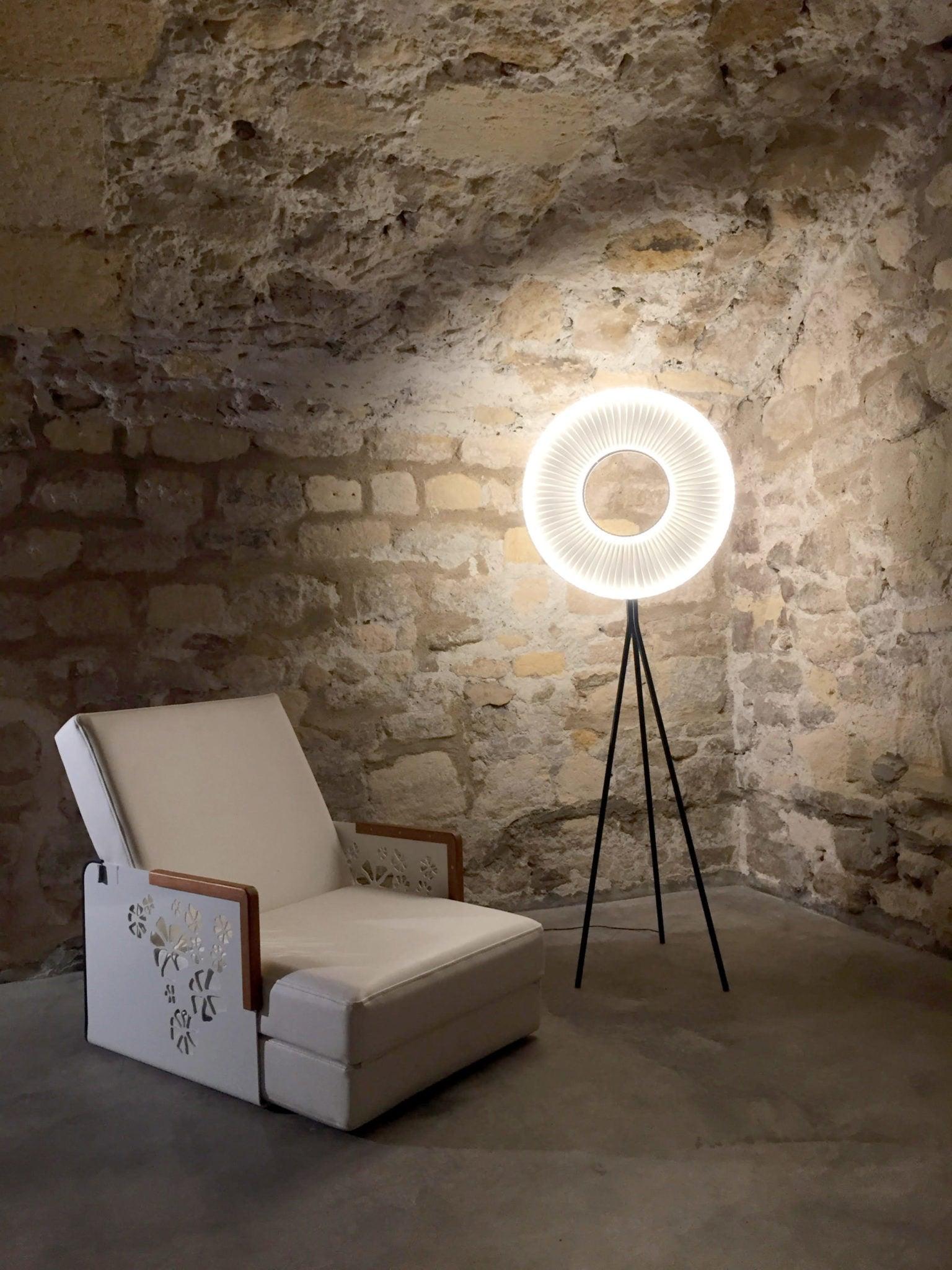 Helen Modern Metal Floor Lamp - Blowlighting