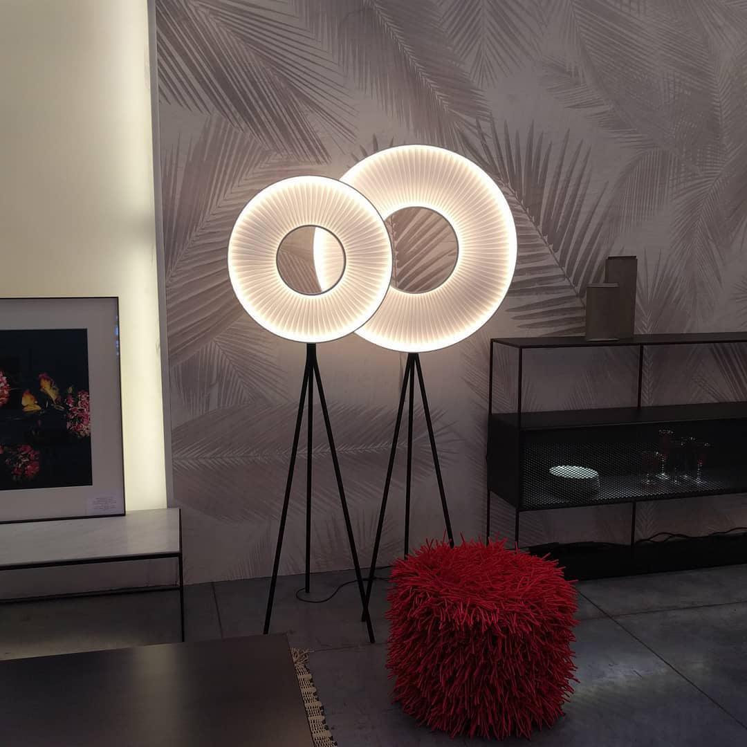 Helen Modern Metal Floor Lamp - Blowlighting