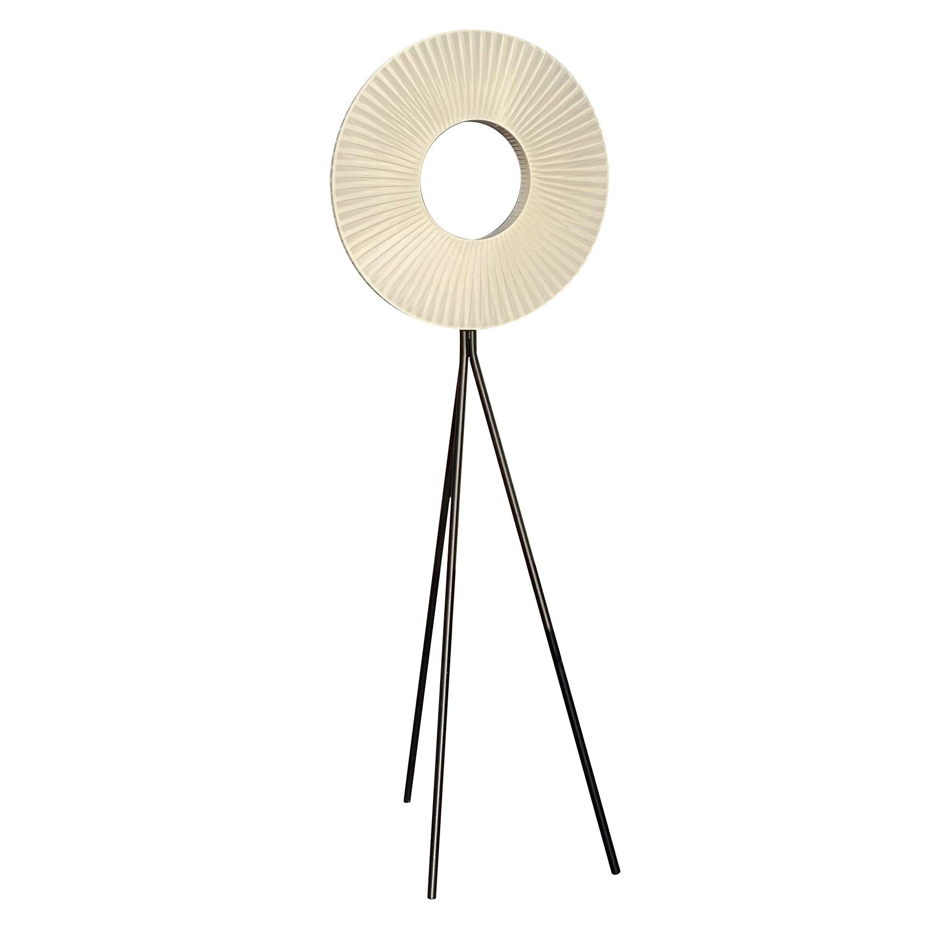 Helen Modern Metal Floor Lamp - Blowlighting