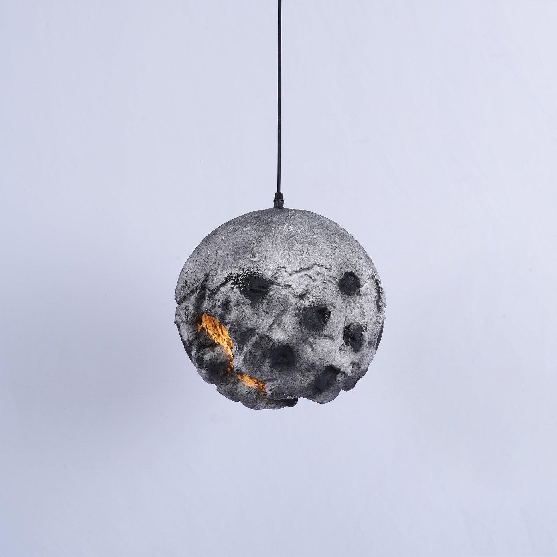 Ilphaara Irregular Planet Metal Plastic Pendant Lamp - Blowlighting