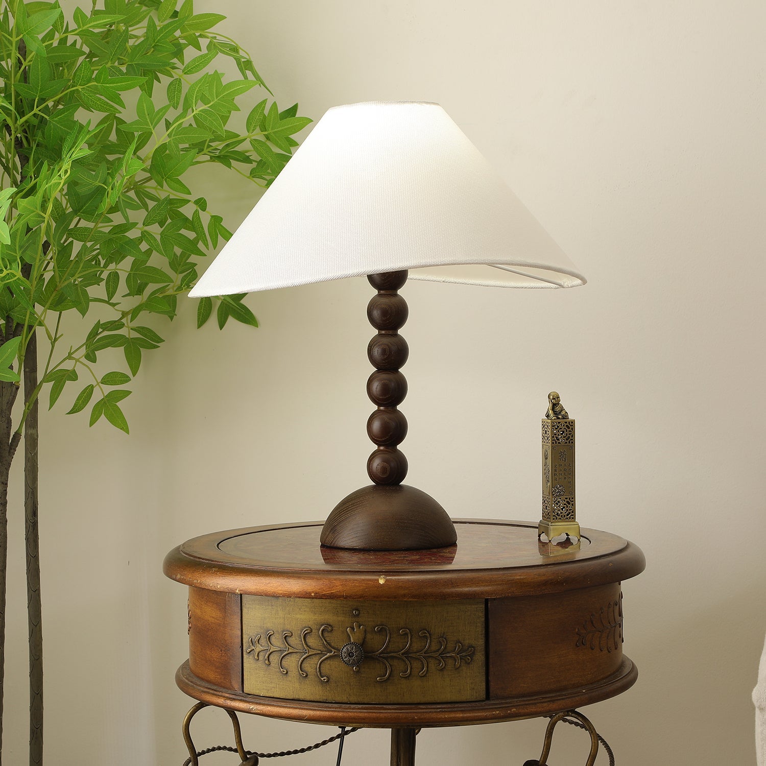 Isabella Grace Table Lamp - Blowlighting