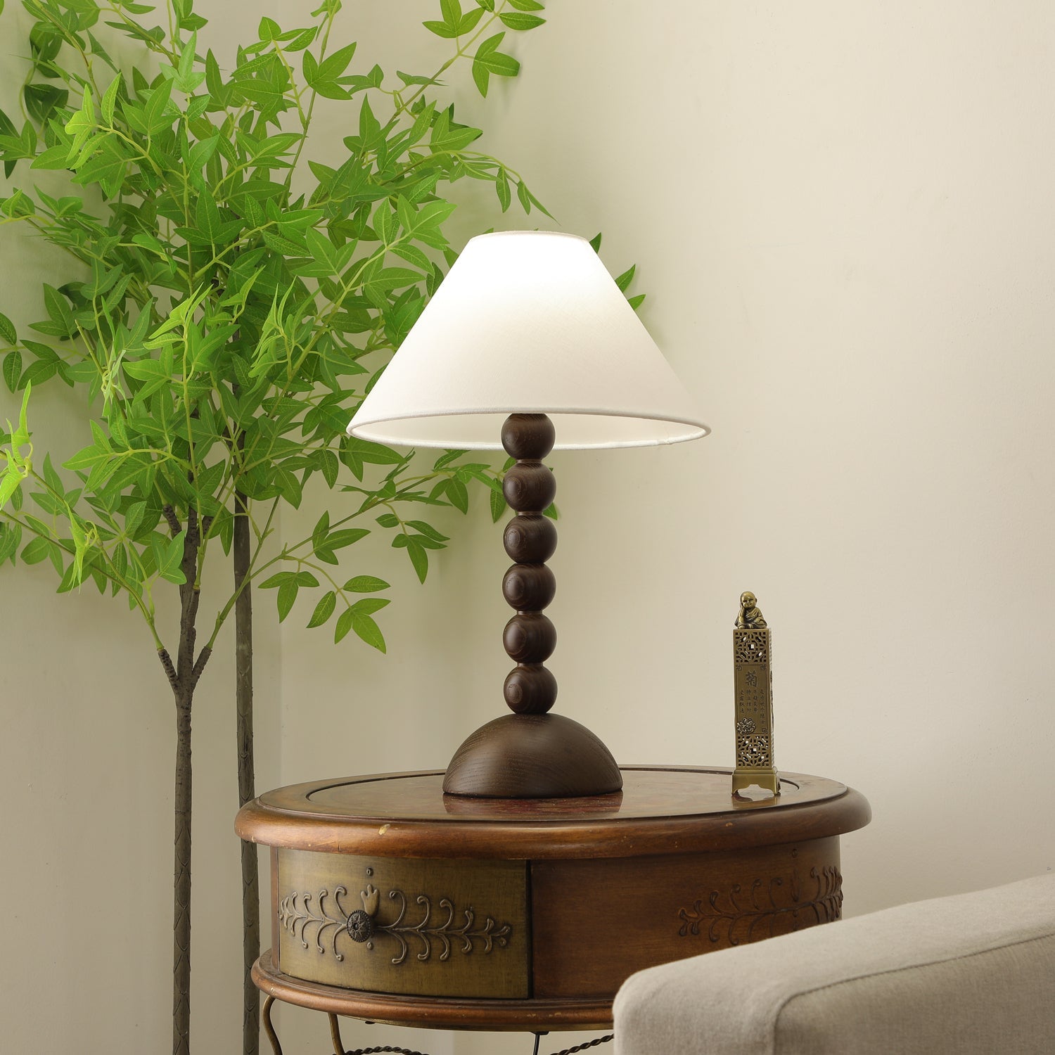 Isabella Grace Table Lamp - Blowlighting