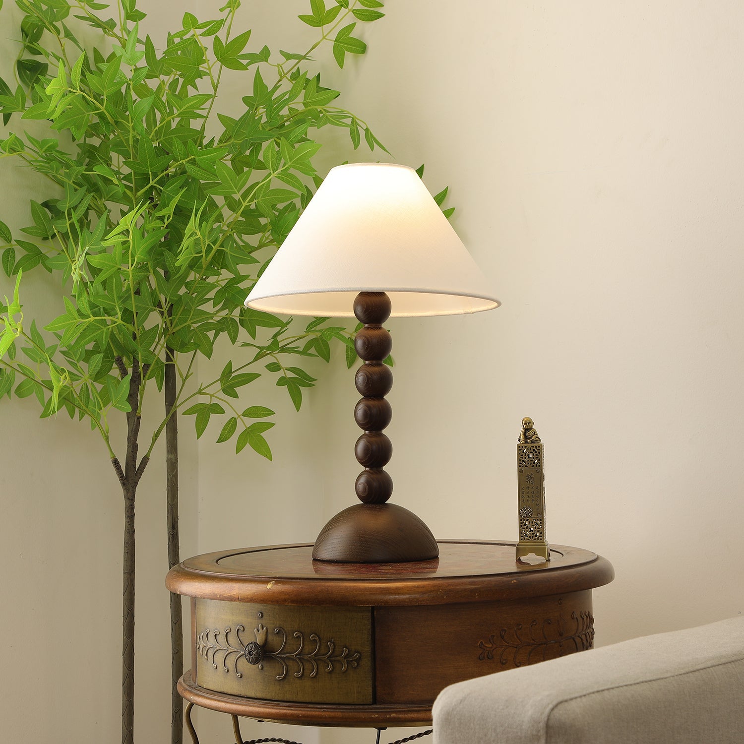 Isabella Grace Table Lamp - Blowlighting