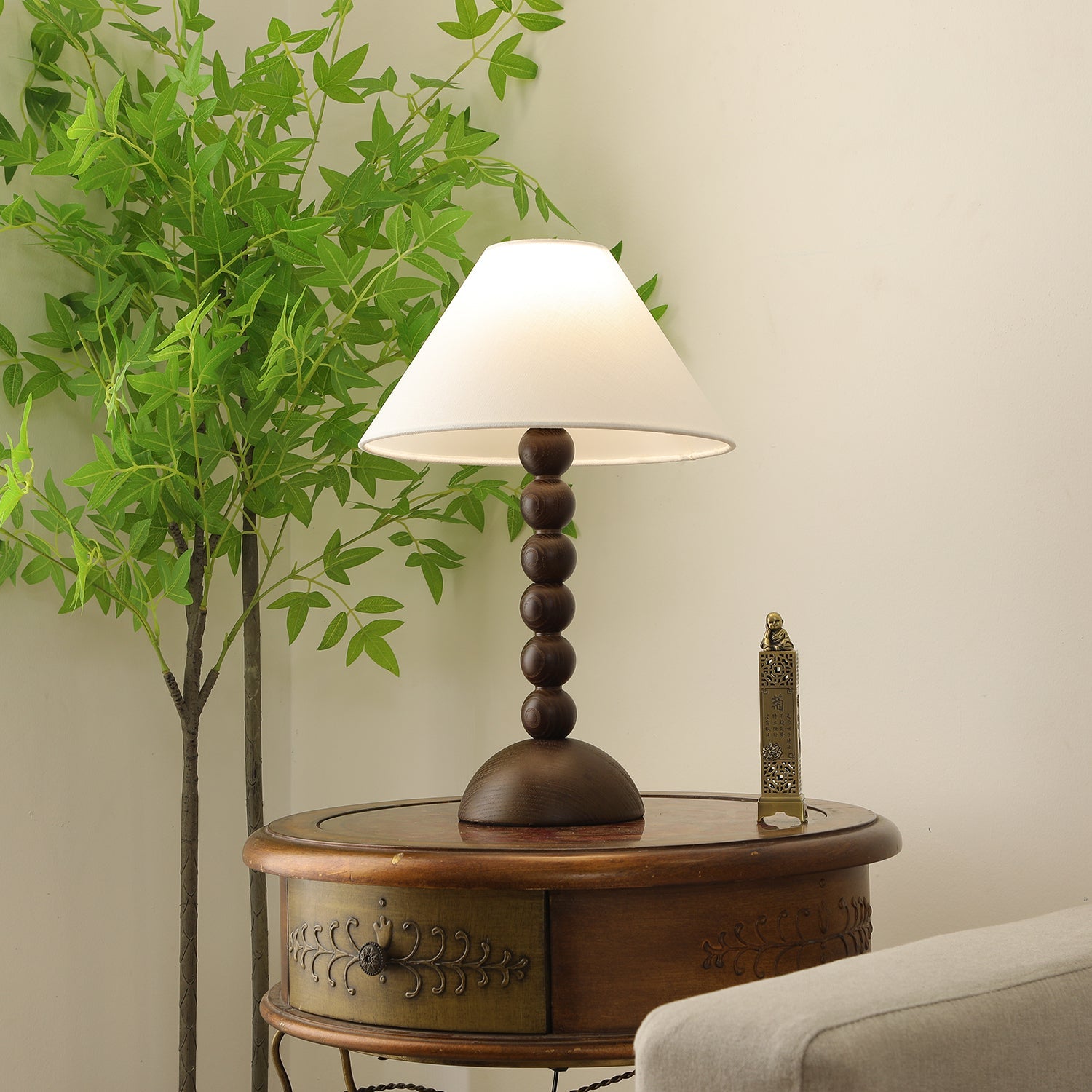 Isabella Grace Table Lamp - Blowlighting