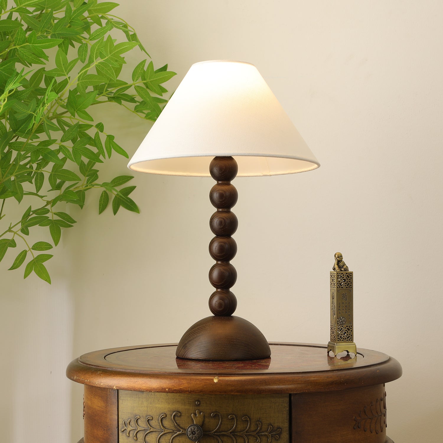Isabella Grace Table Lamp - Blowlighting