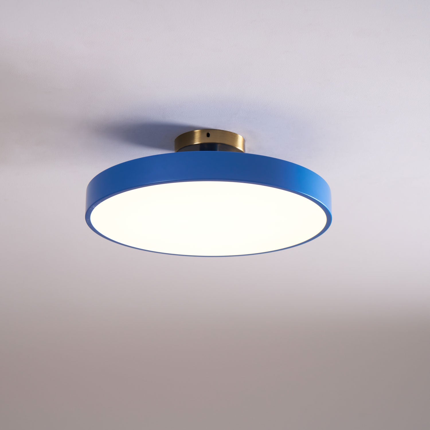 Isla Flush Mount Ceiling Lamp - Blowlighting