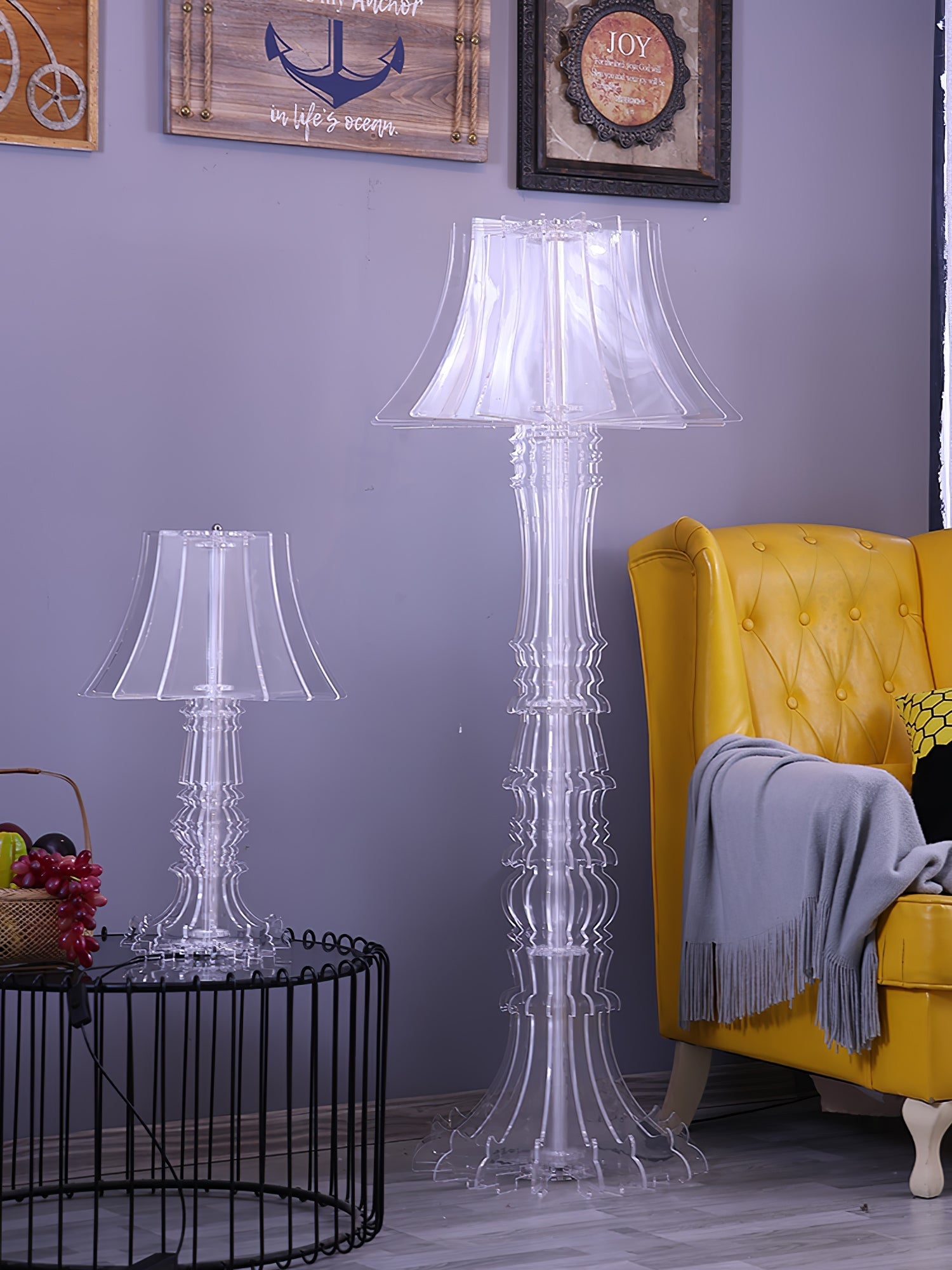 Elmariel Sculptural Acrylic Table Lamp - Blowlighting