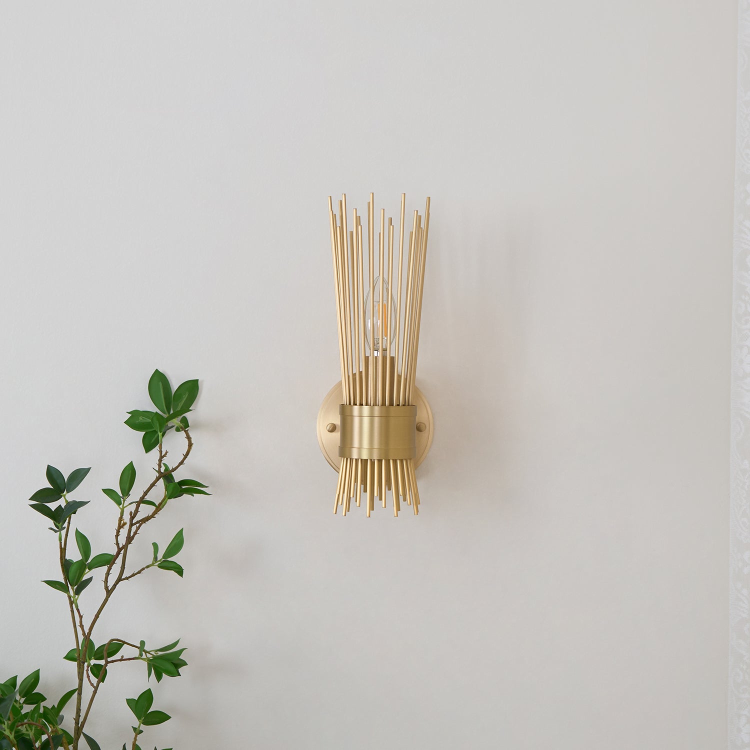 Jovenko Candle Wall Light - Blowlighting