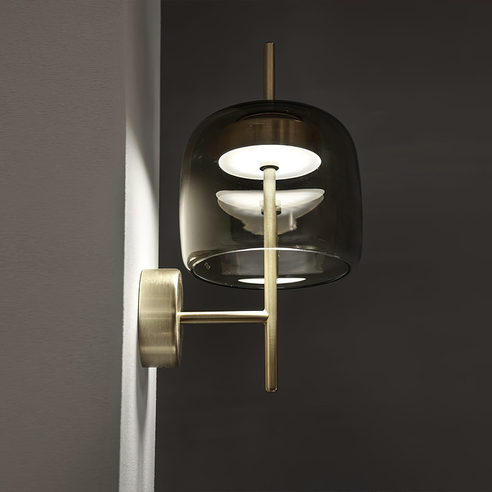 Hourglass Wall Sconce - Blowlighting