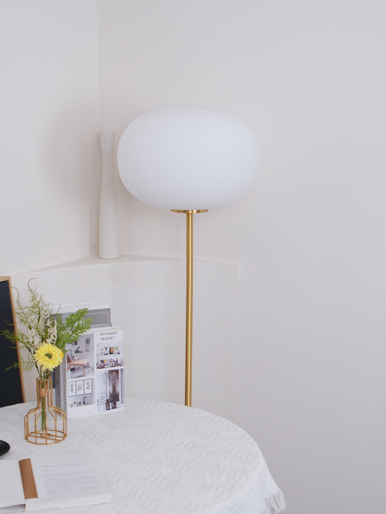 Iloryra Column-Base Travertine Floor Lamp - Blowlighting
