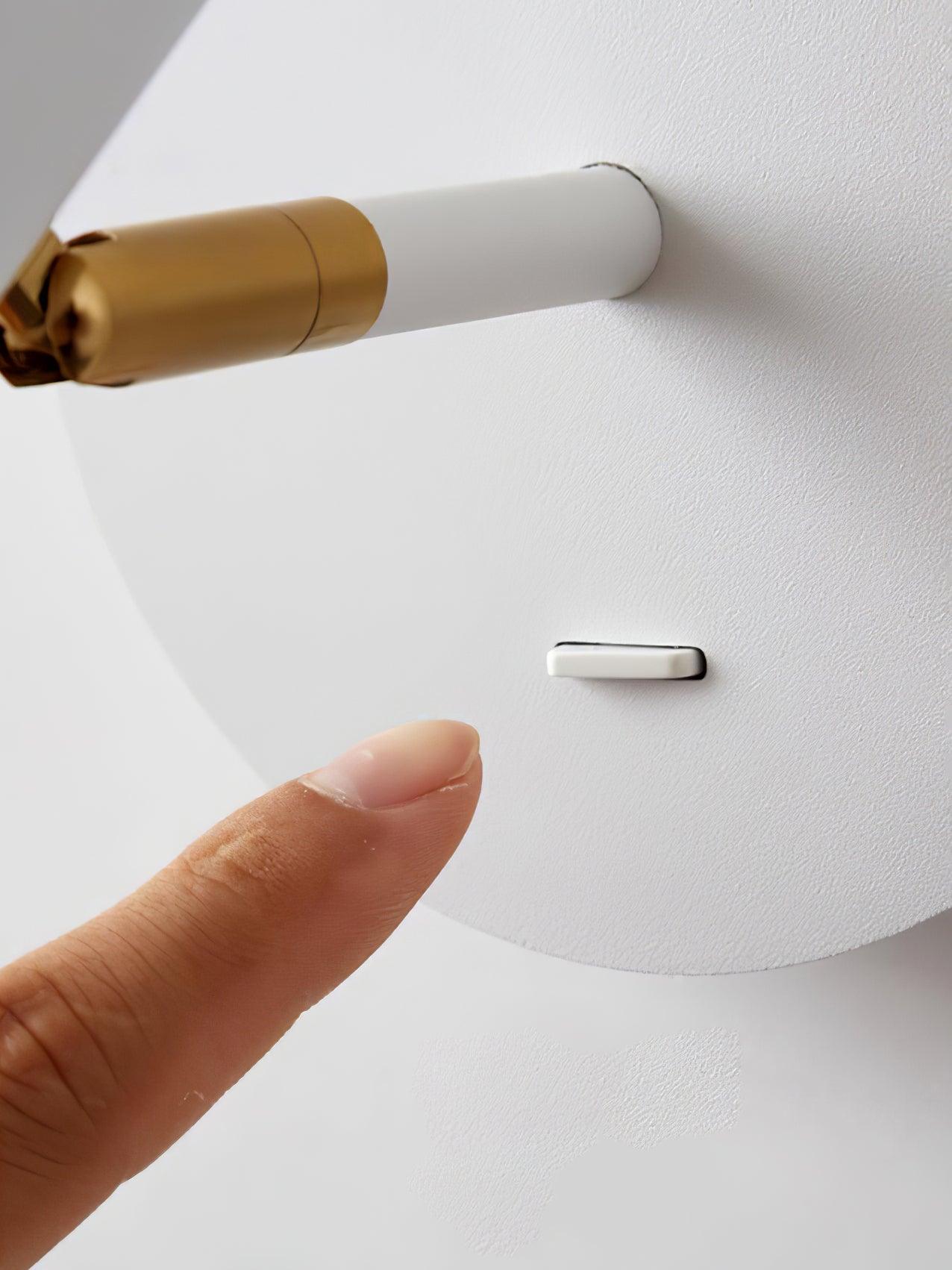 Karpo Wall Lamp - Blowlighting