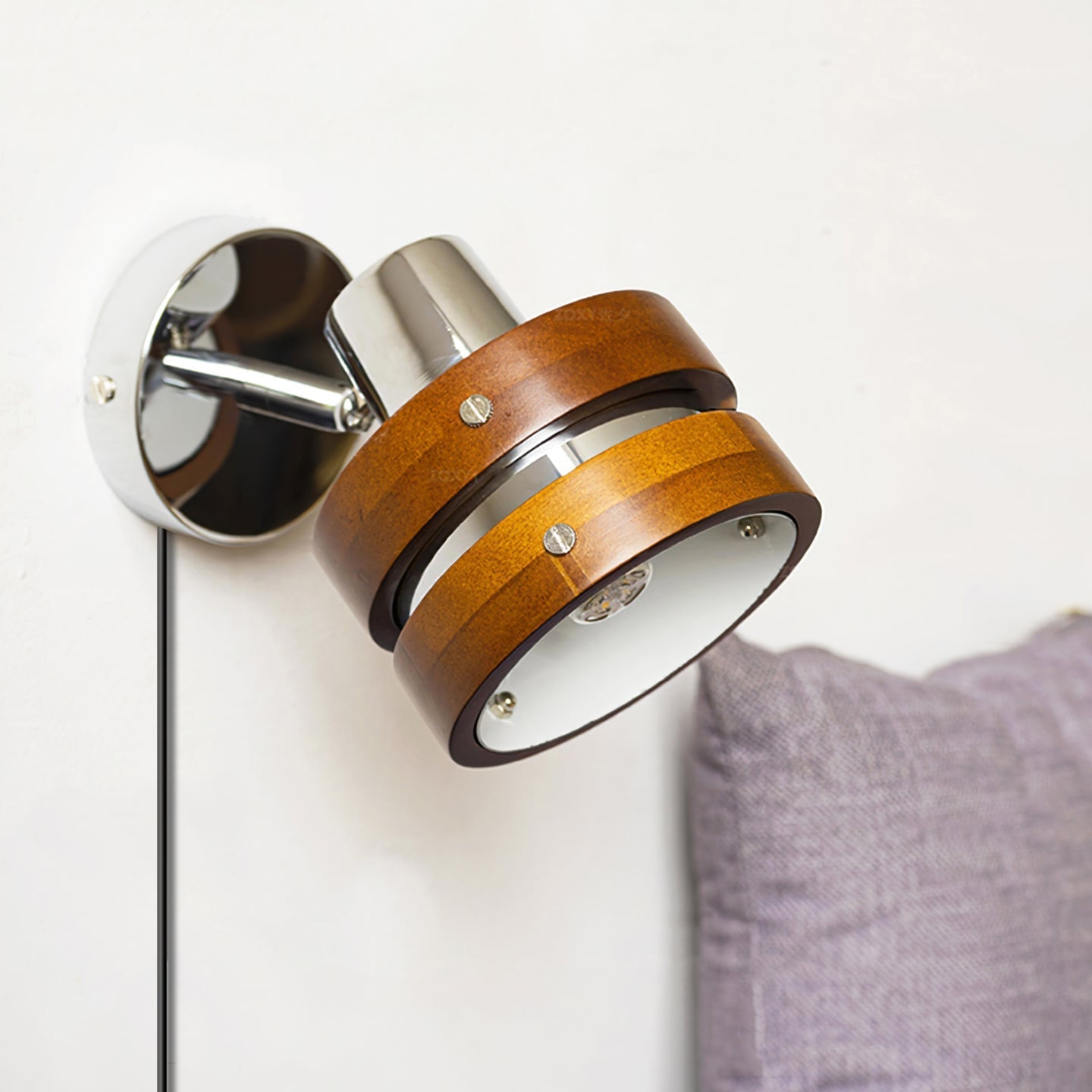 Karry Plug-in Wall Lamp - Blowlighting