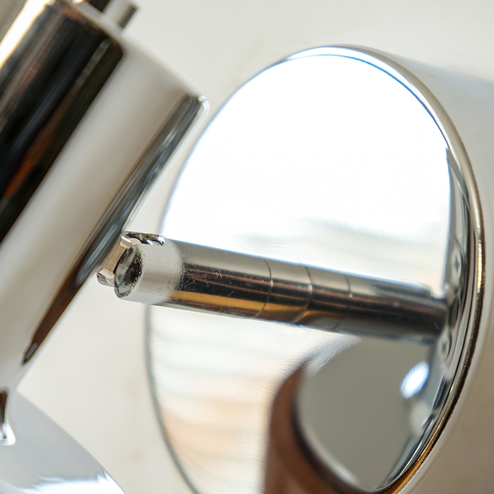 Karry Plug-in Wall Lamp - Blowlighting