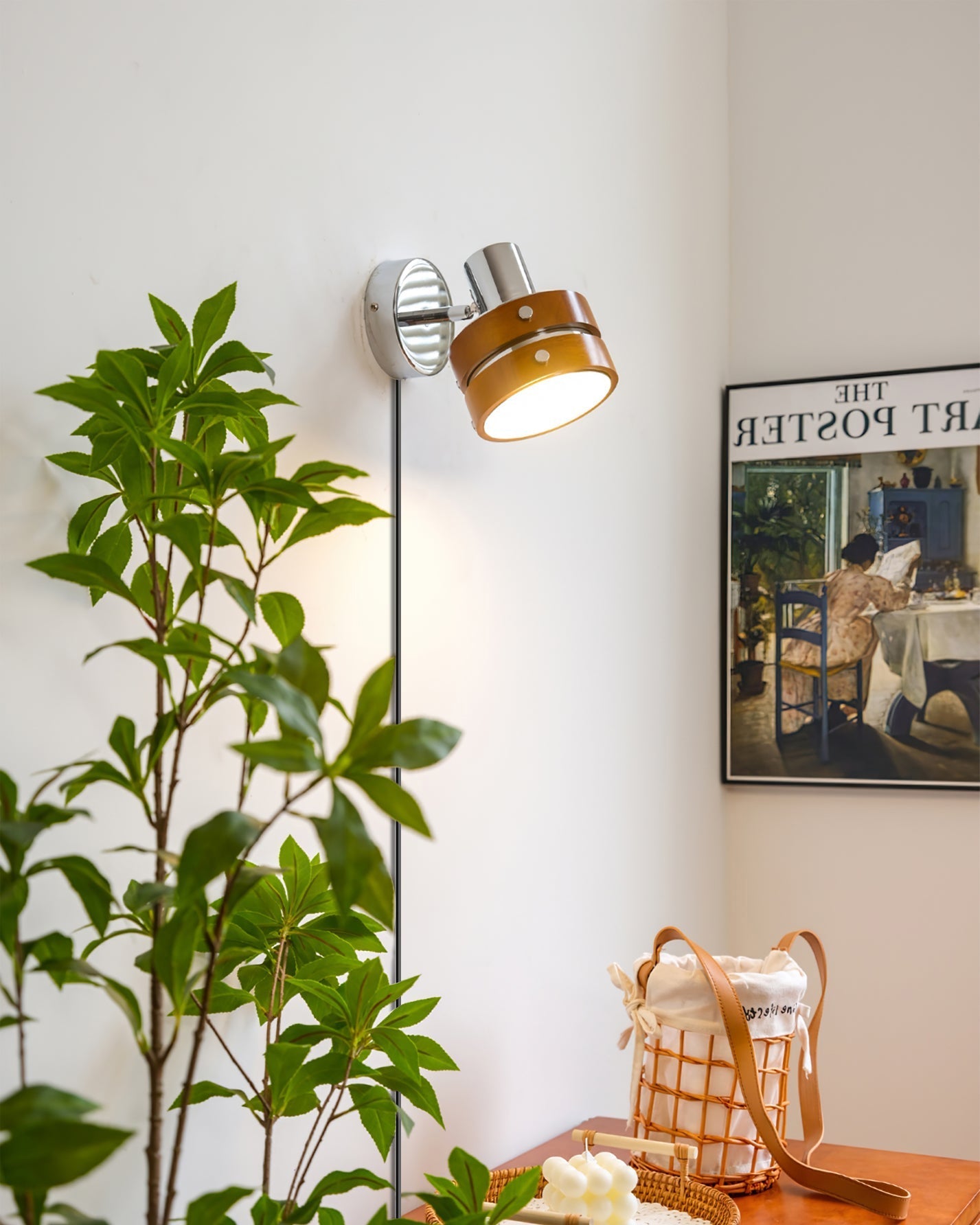 Karry Plug-in Wall Lamp - Blowlighting