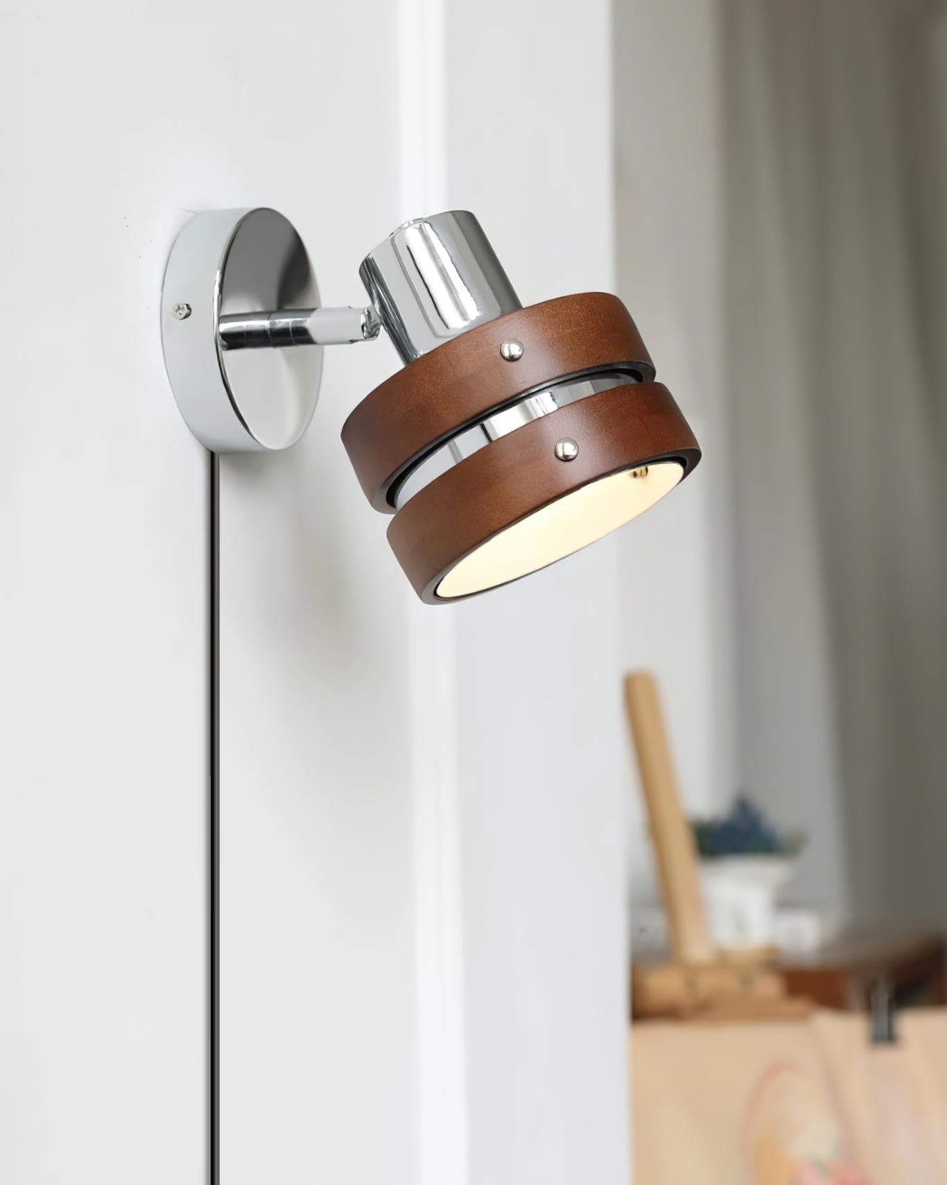 Karry Plug-in Wall Lamp - Blowlighting