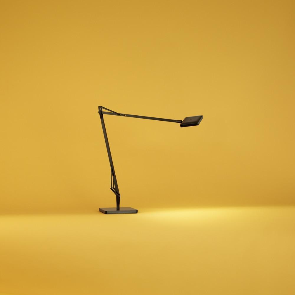 Edge Table Lamp - Blowlighting