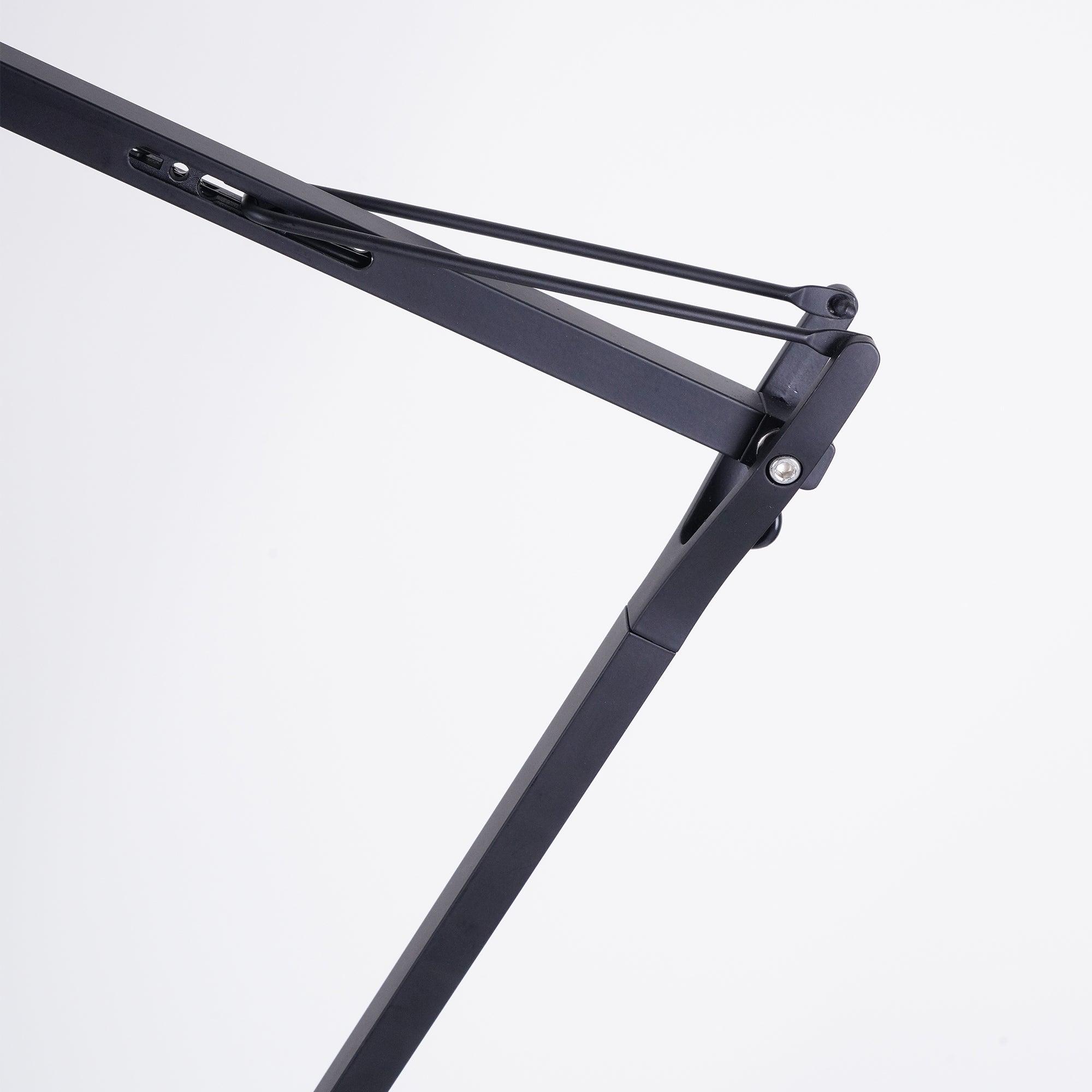 Edge Table Lamp - Blowlighting