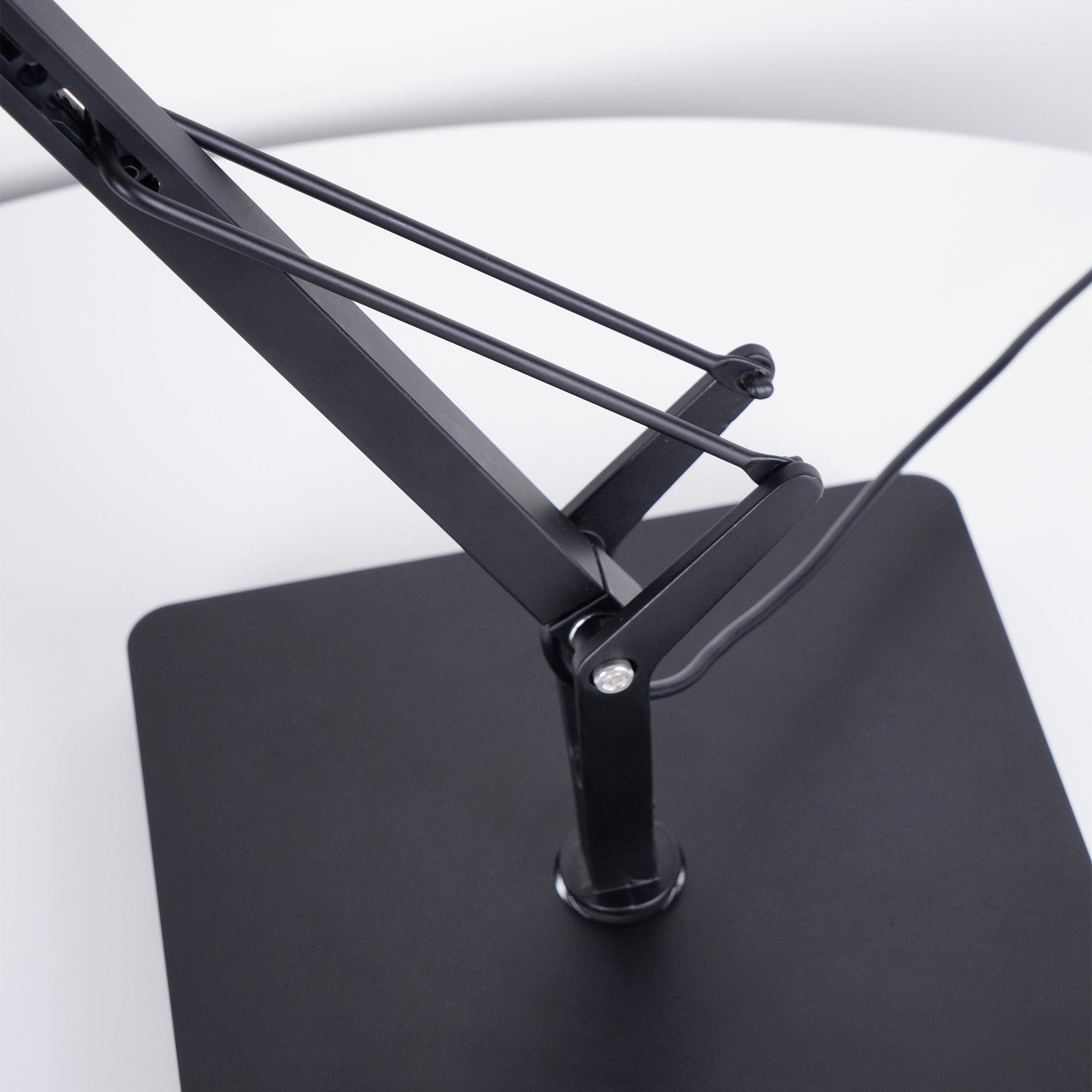 Edge Table Lamp - Blowlighting