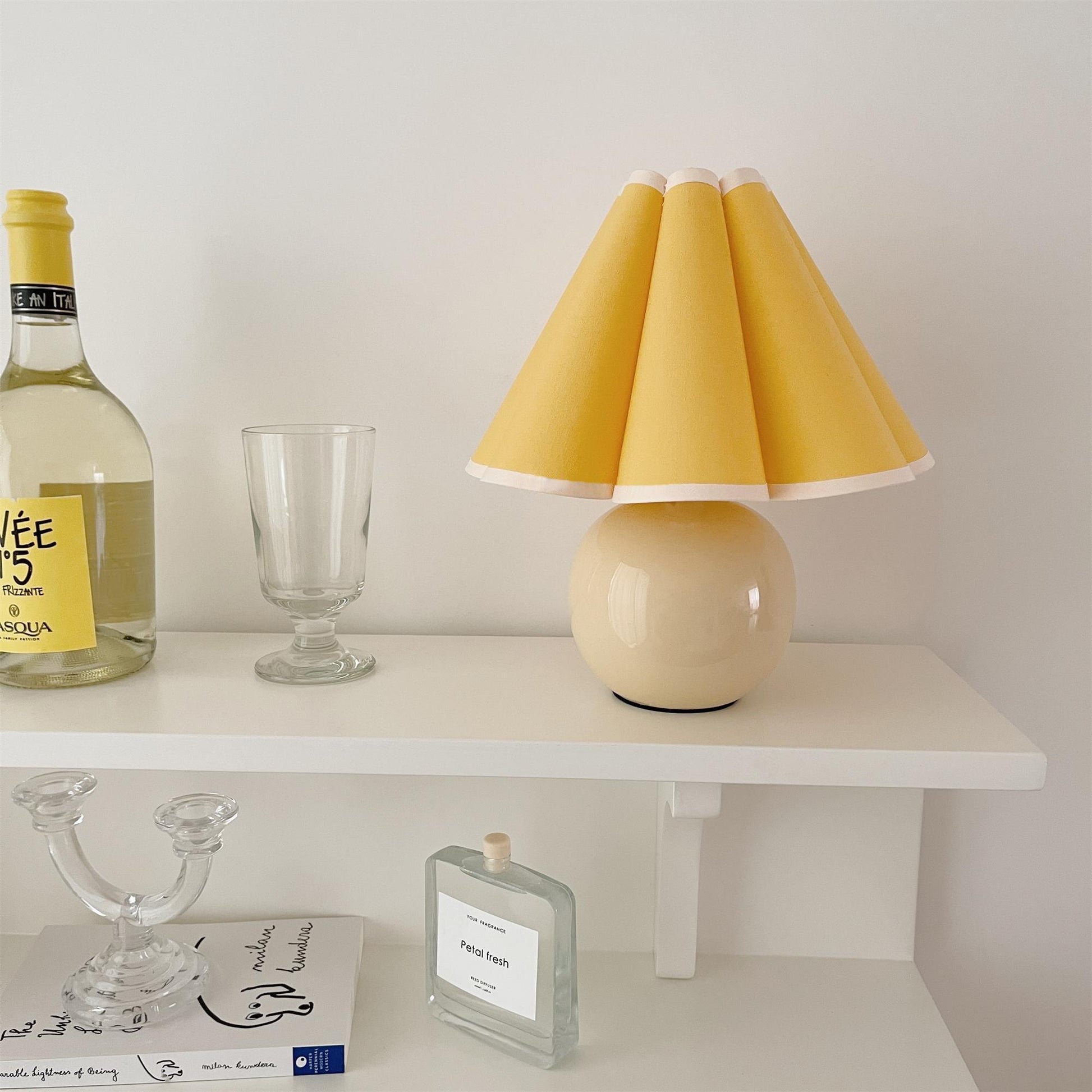 Kicsi Knife Pleat Table Lamp - Blowlighting