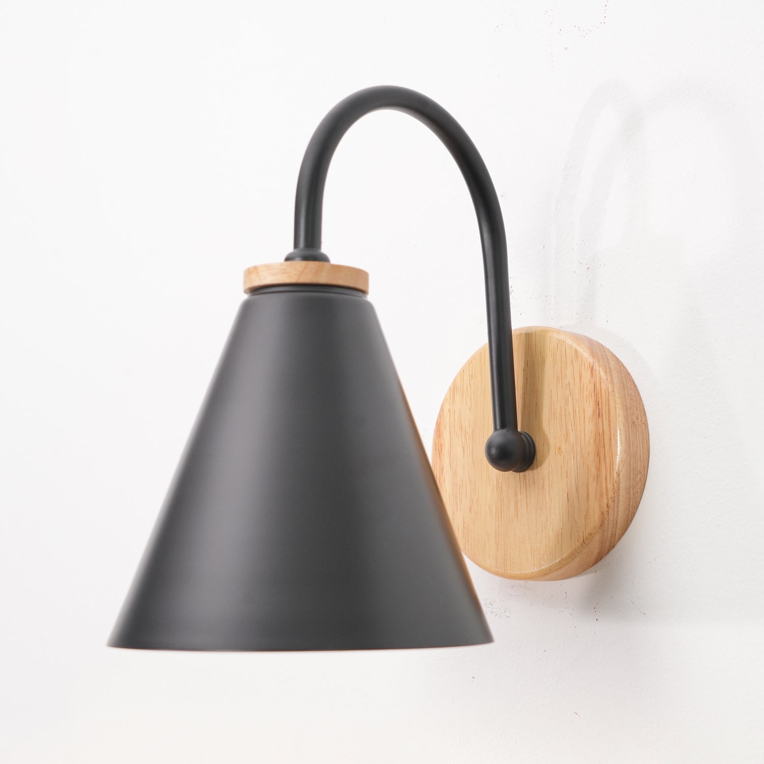 Kona Nordic Wall Lamp - Blowlighting