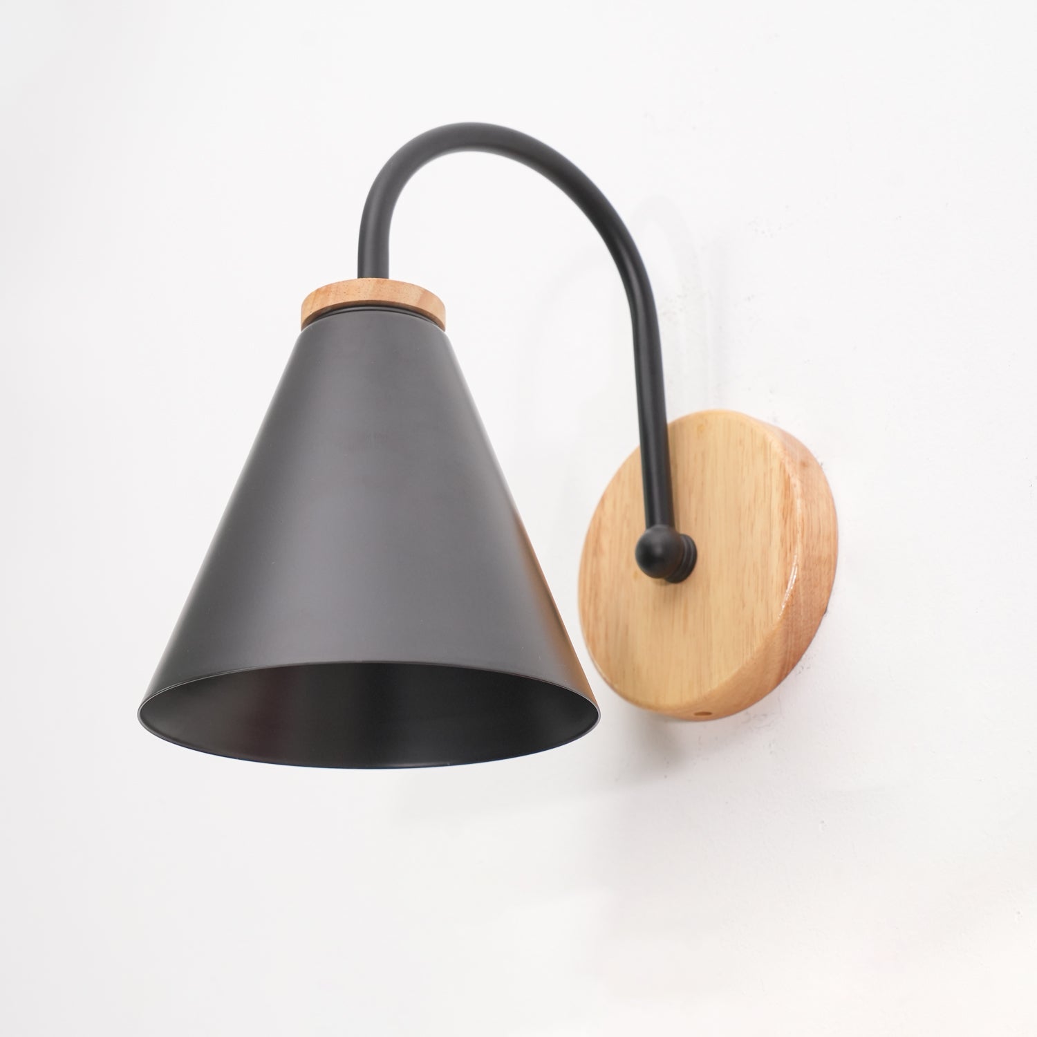 Kona Nordic Wall Lamp - Blowlighting