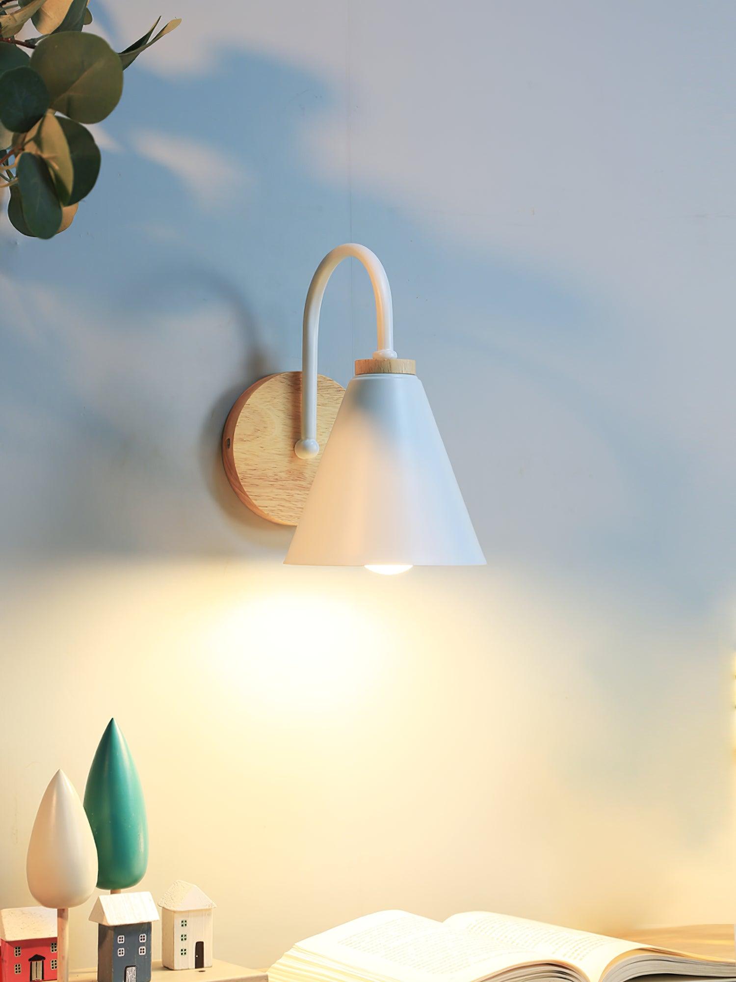 Kona Nordic Wall Lamp - Blowlighting