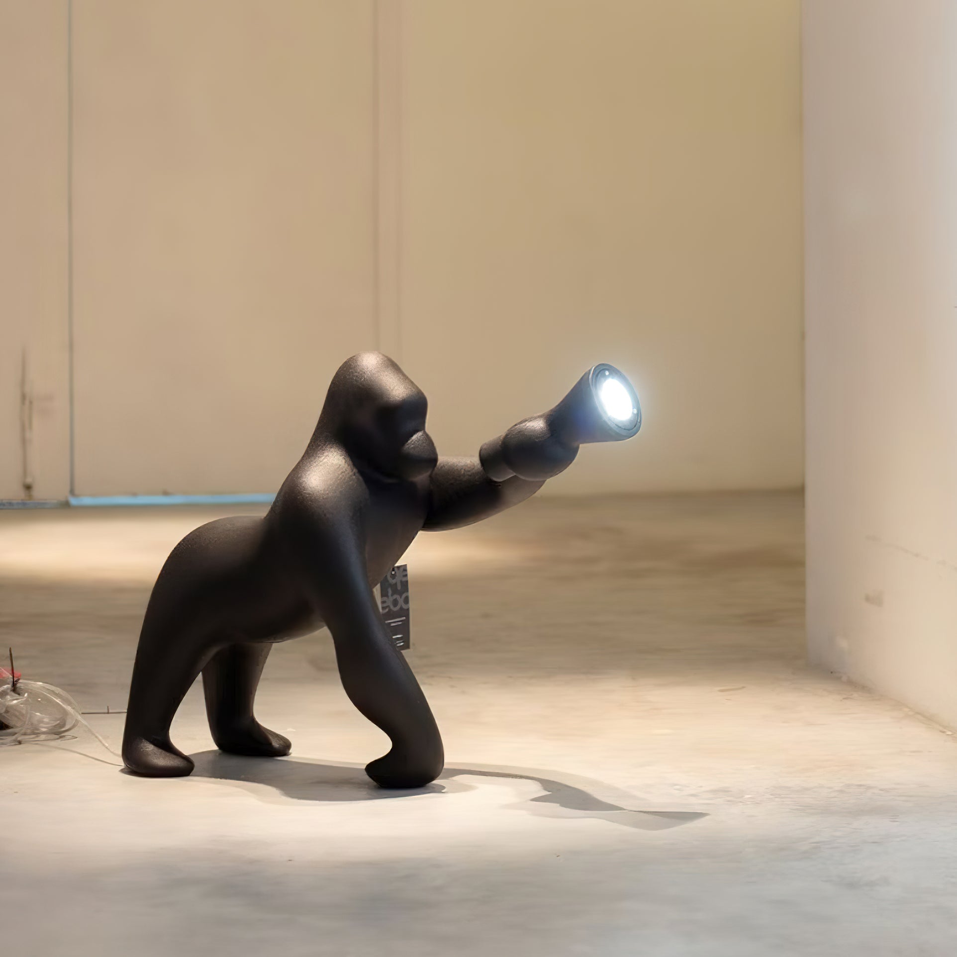 Kong Floor Lamp - Blowlighting