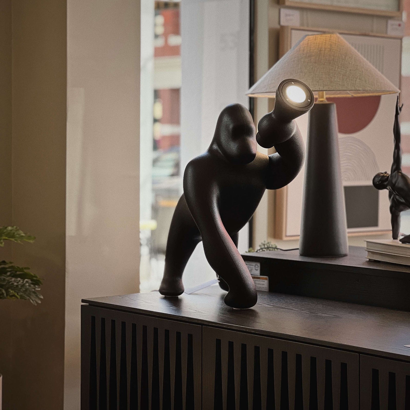 Kong Floor Lamp - Blowlighting
