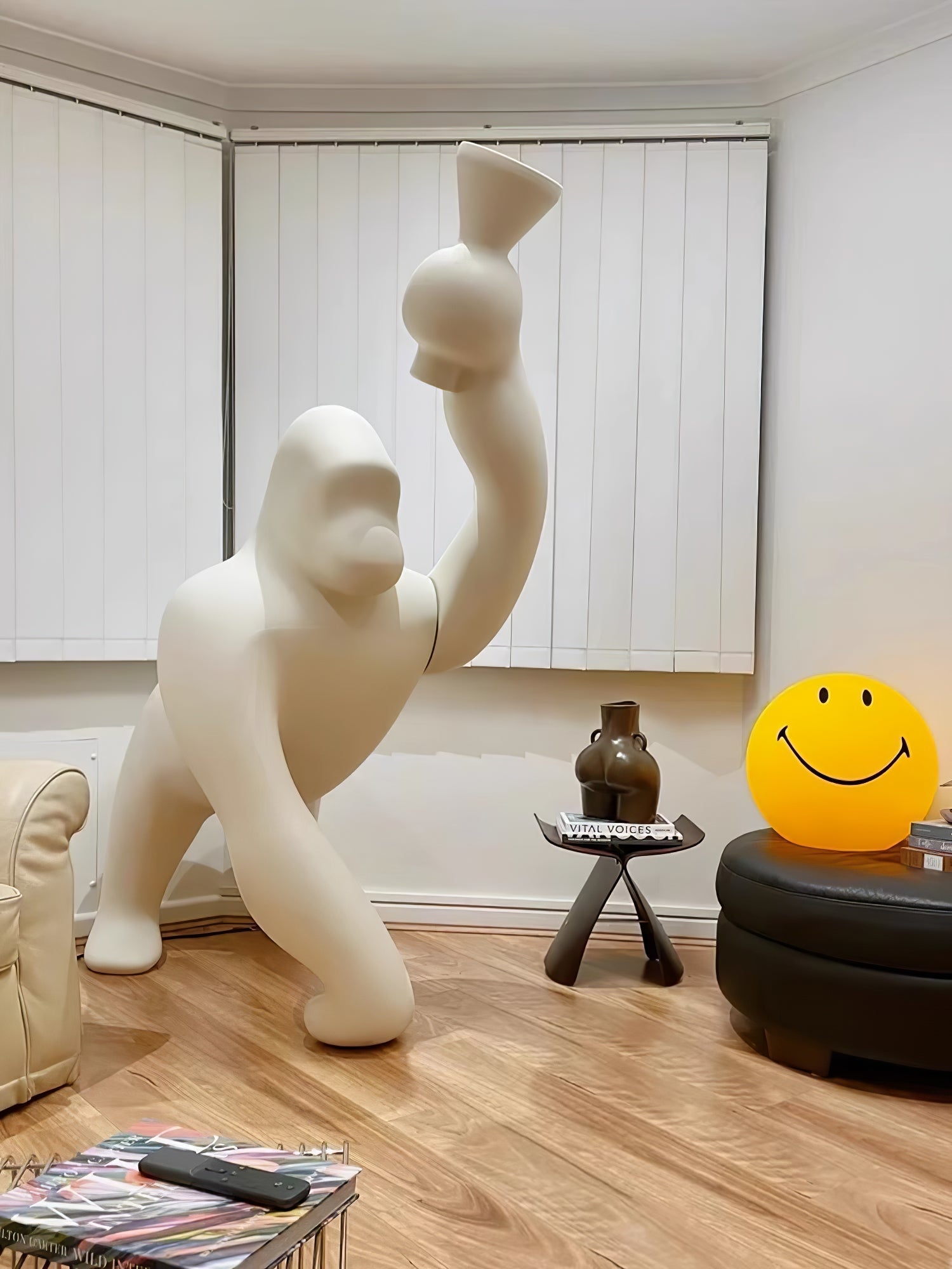 Kong Floor Lamp - Blowlighting