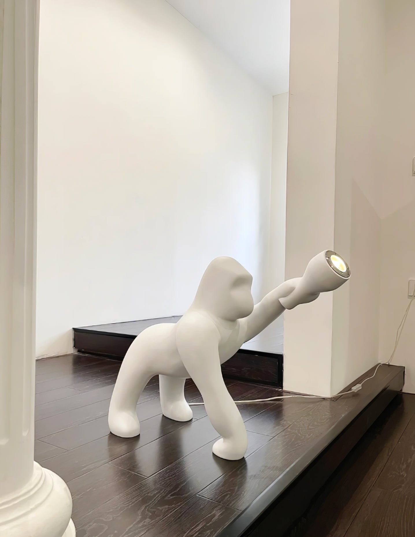 Kong Floor Lamp - Blowlighting
