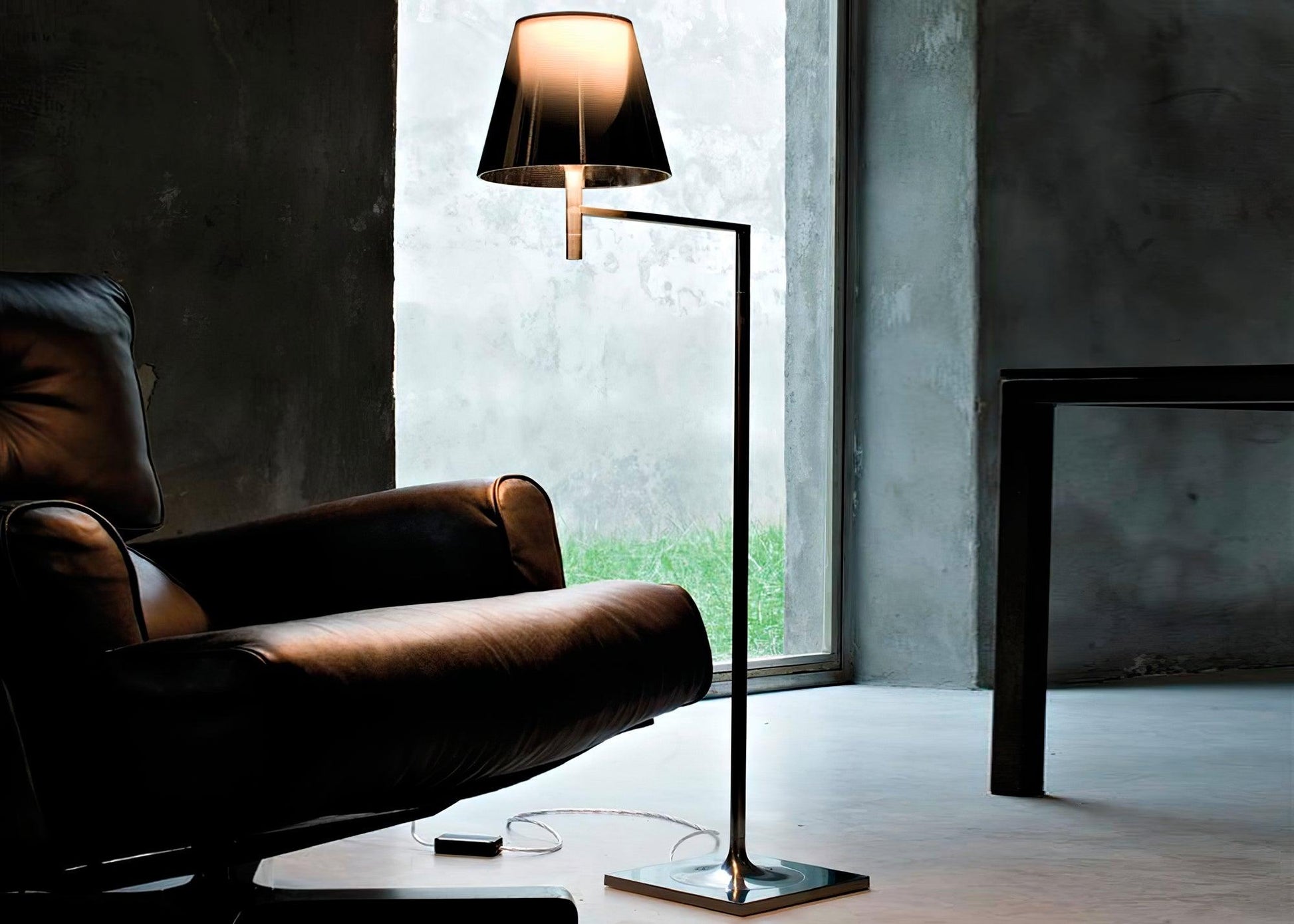 Chrome Prism Bending Floor Light - Blowlighting