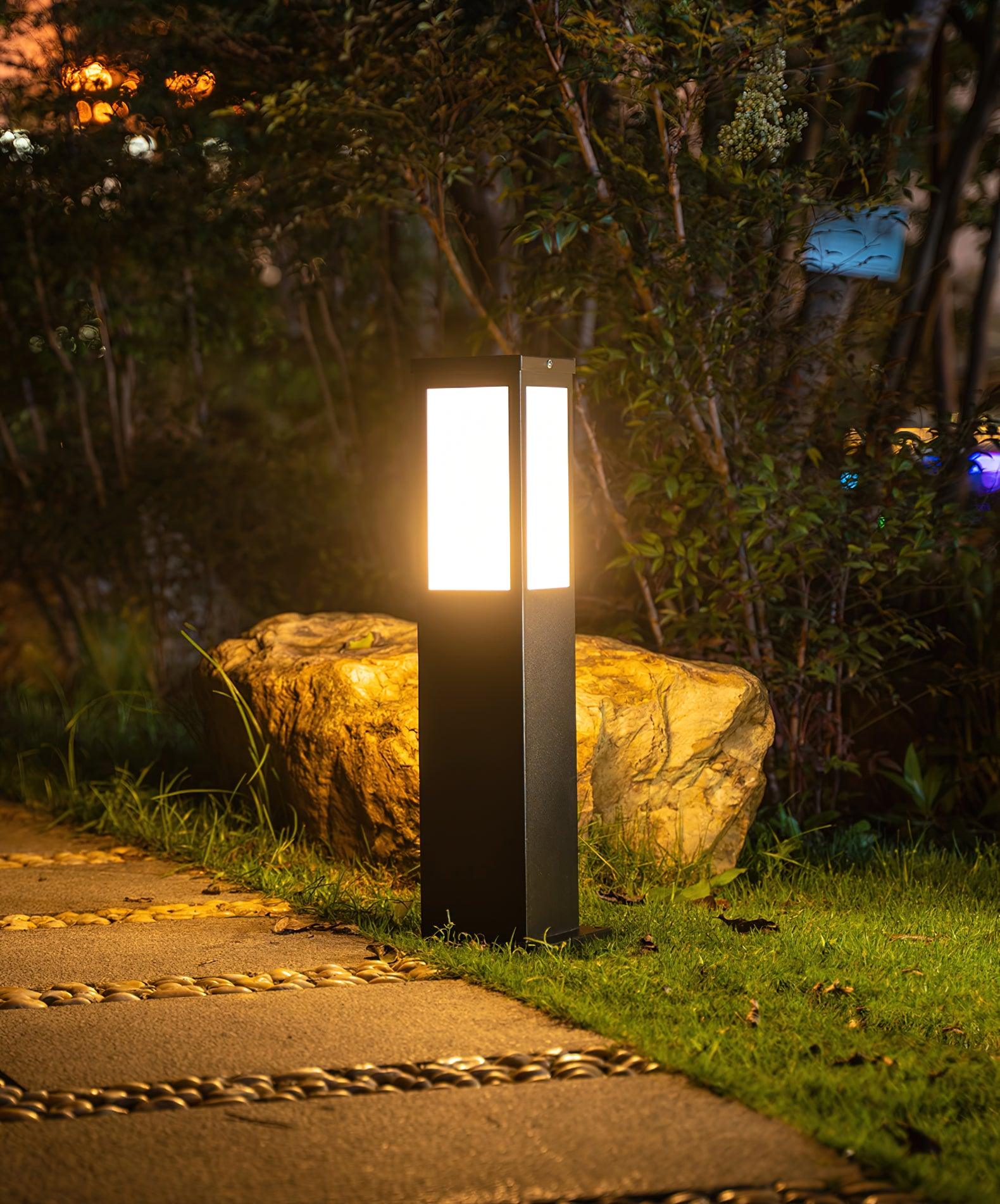 Kuzco Bollard Outdoor Light - Blowlighting