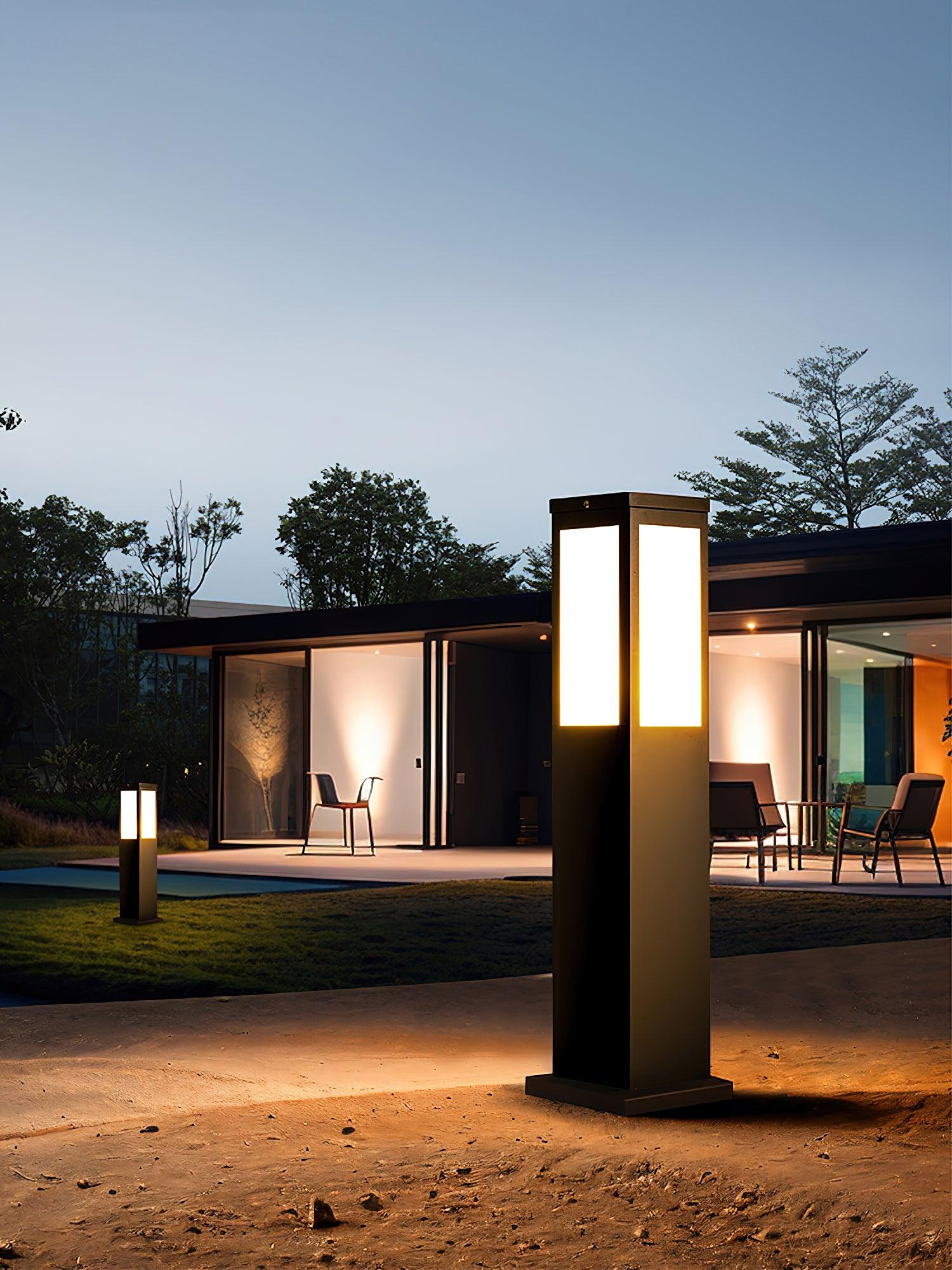 Kuzco Bollard Outdoor Light - Blowlighting
