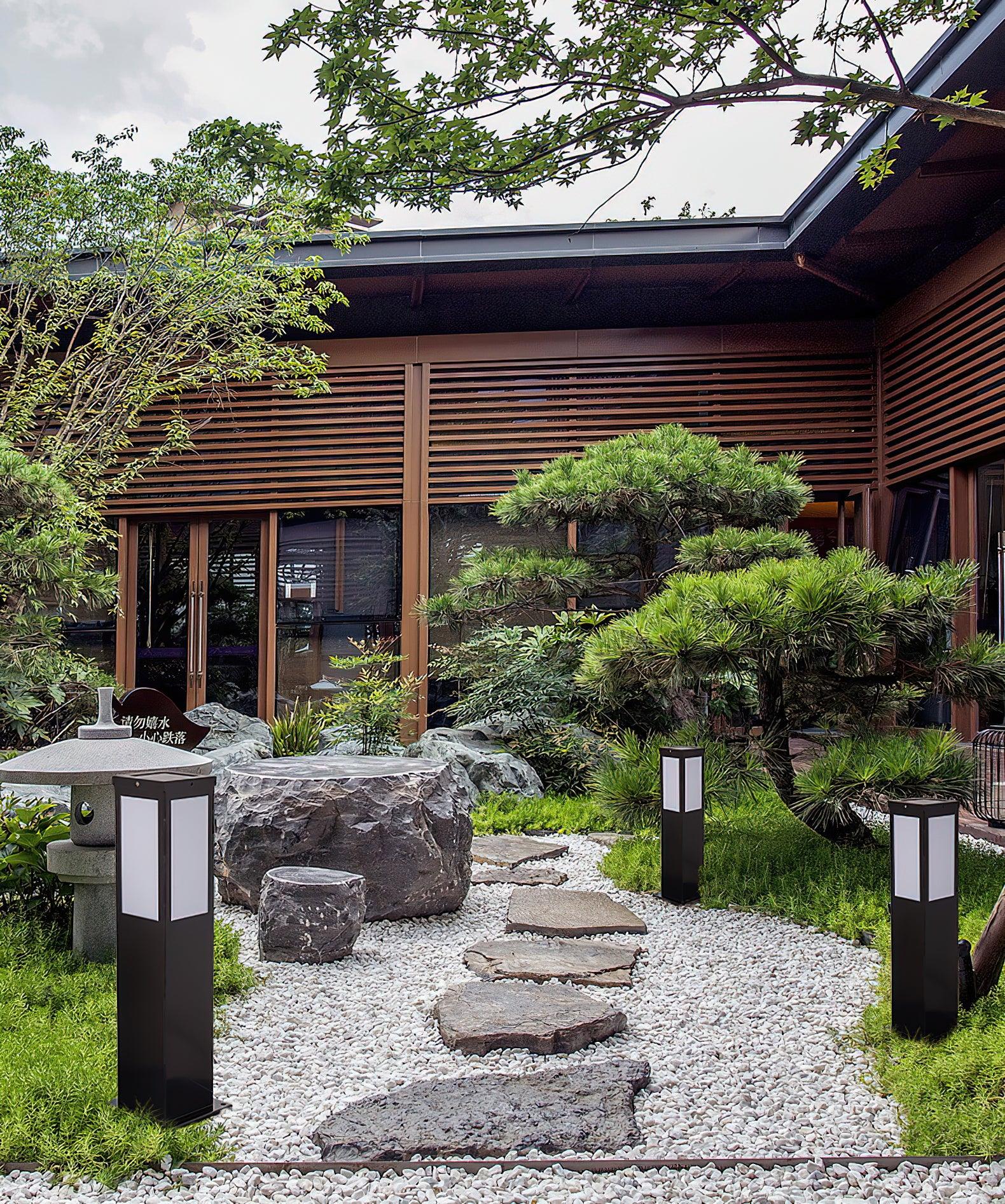 Kuzco Bollard Outdoor Light - Blowlighting