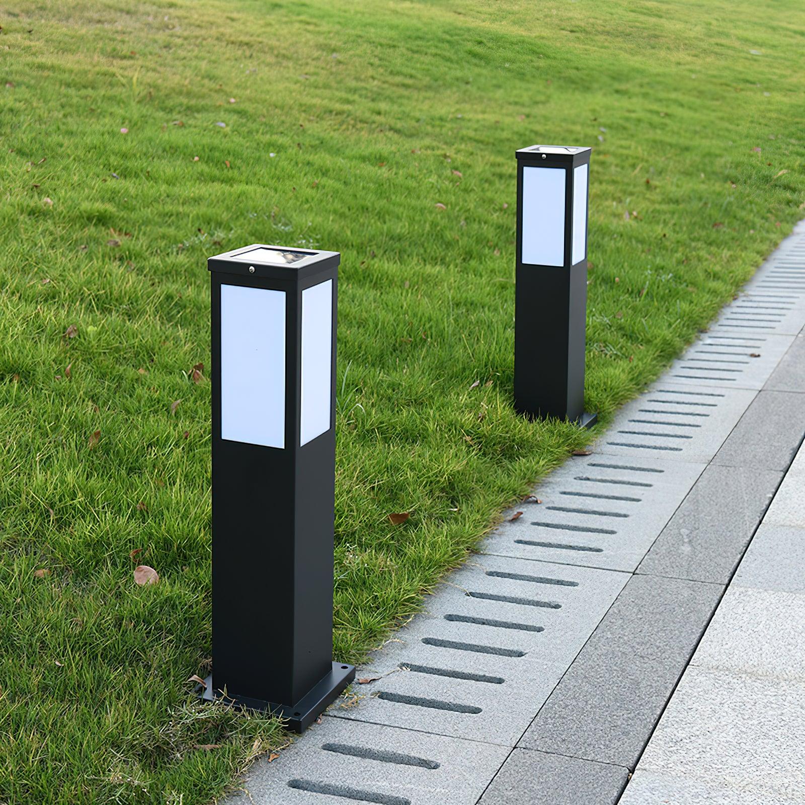 Kuzco Bollard Outdoor Light - Blowlighting