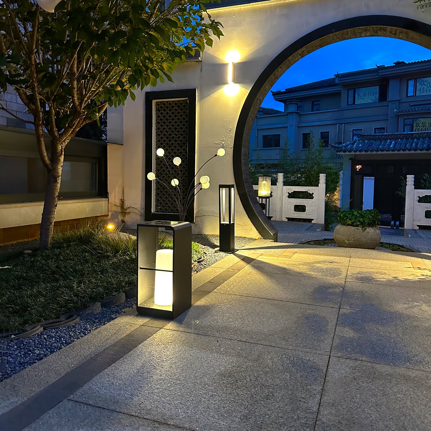 Zephyra Garden Solar Outdoor Light - Blowlighting