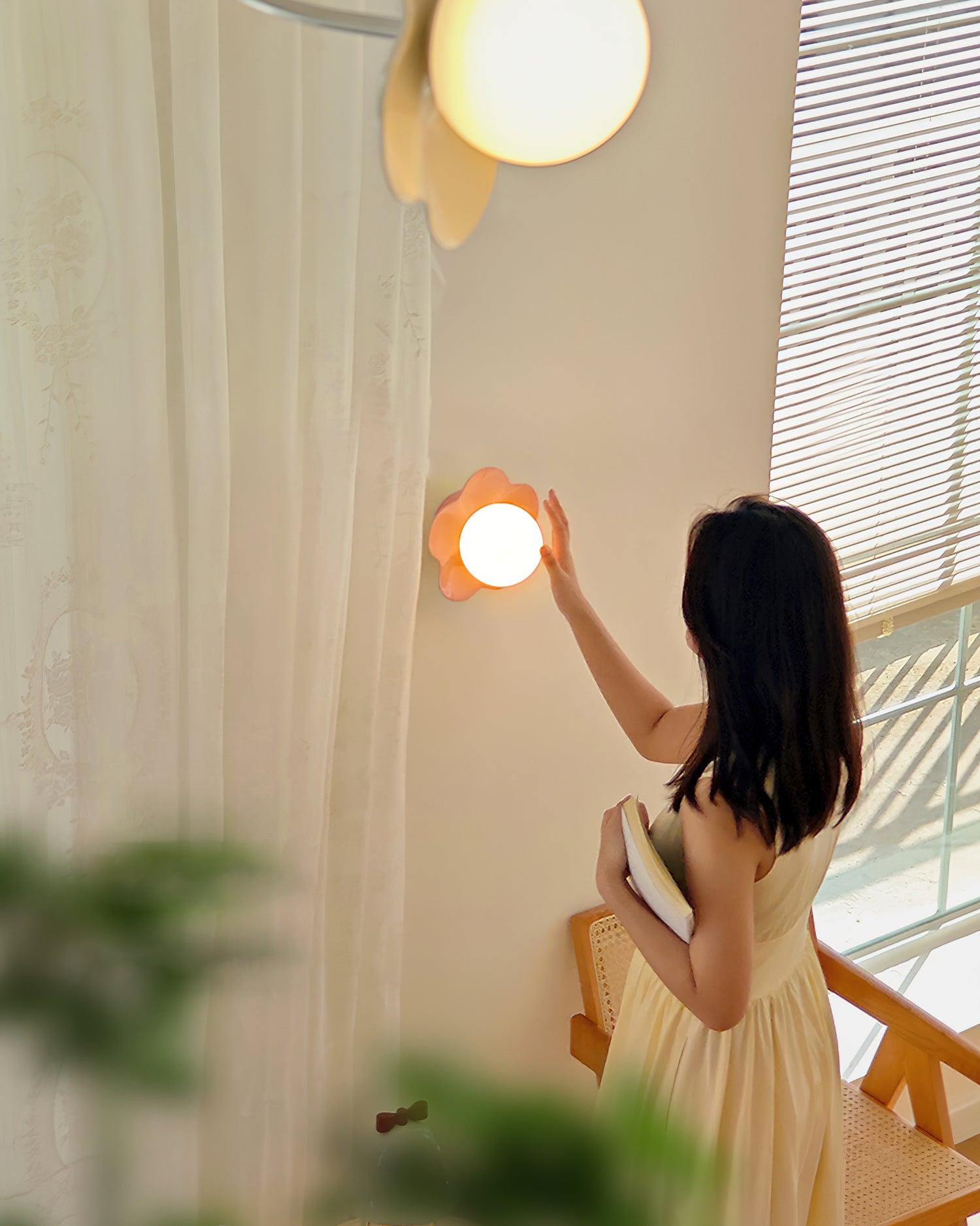 La fleur Wall Lamp - Blowlighting