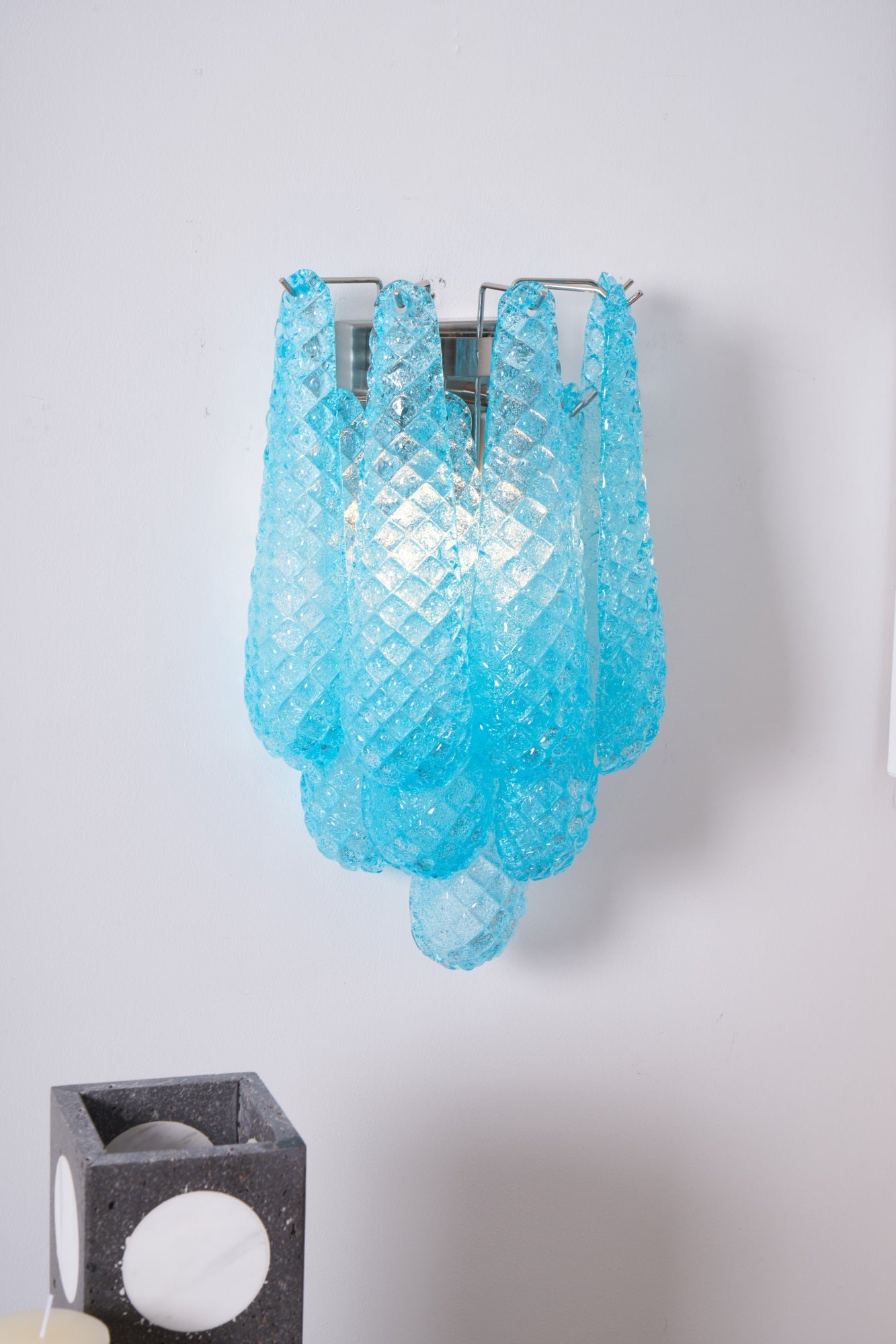 Aurora Wall Lamp Pink Teardrop Glass Floral Artistic - Blowlighting