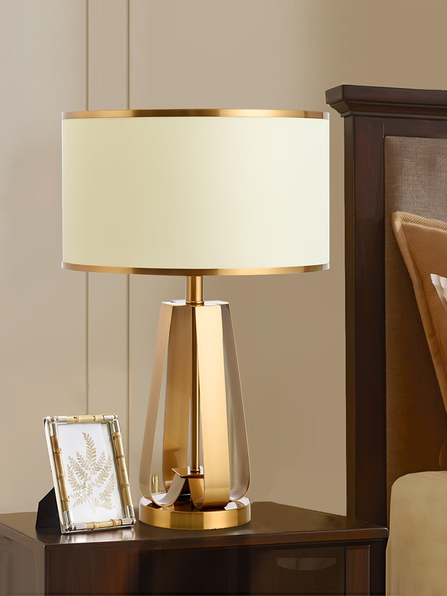 Laila Table Lamp - Blowlighting