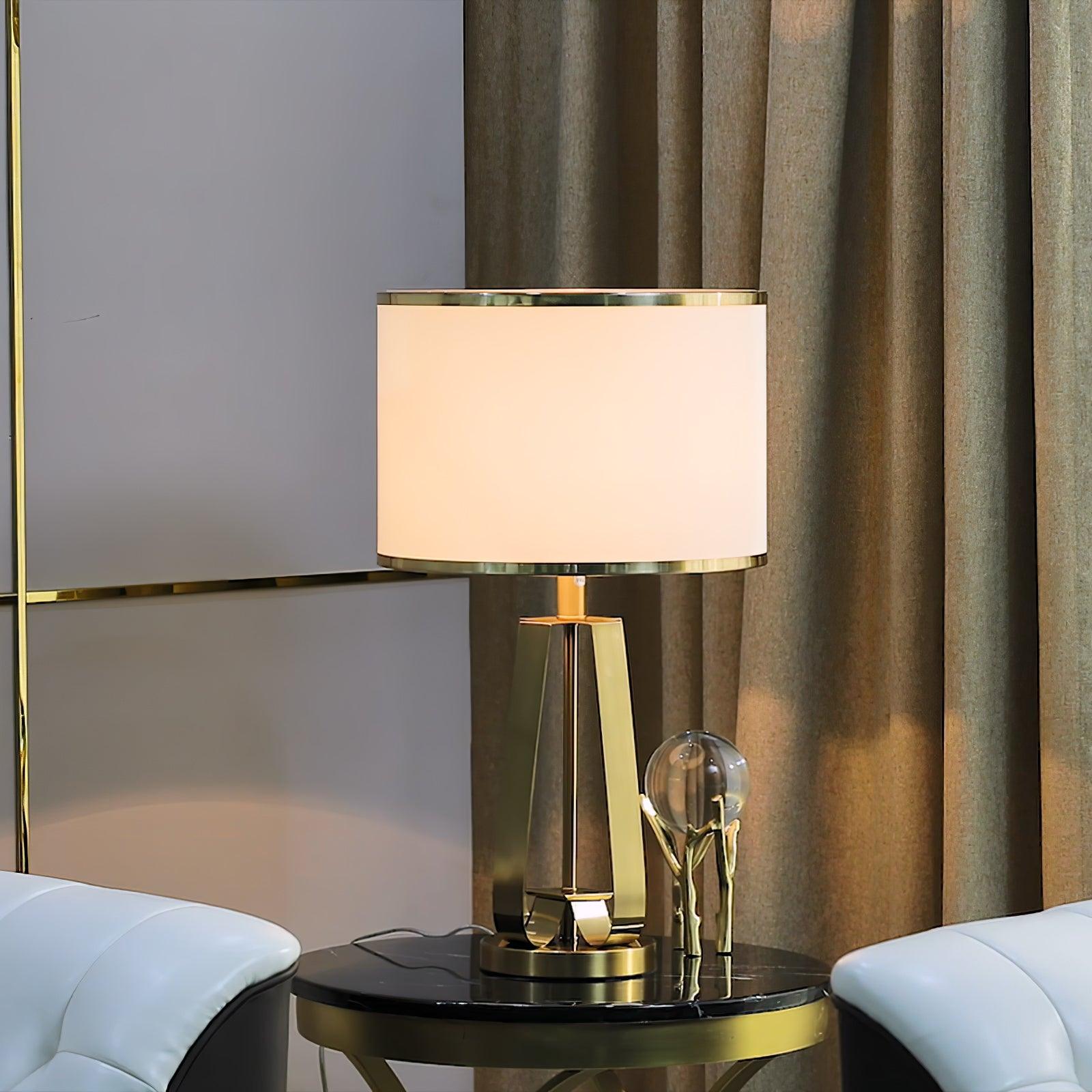 Laila Table Lamp - Blowlighting