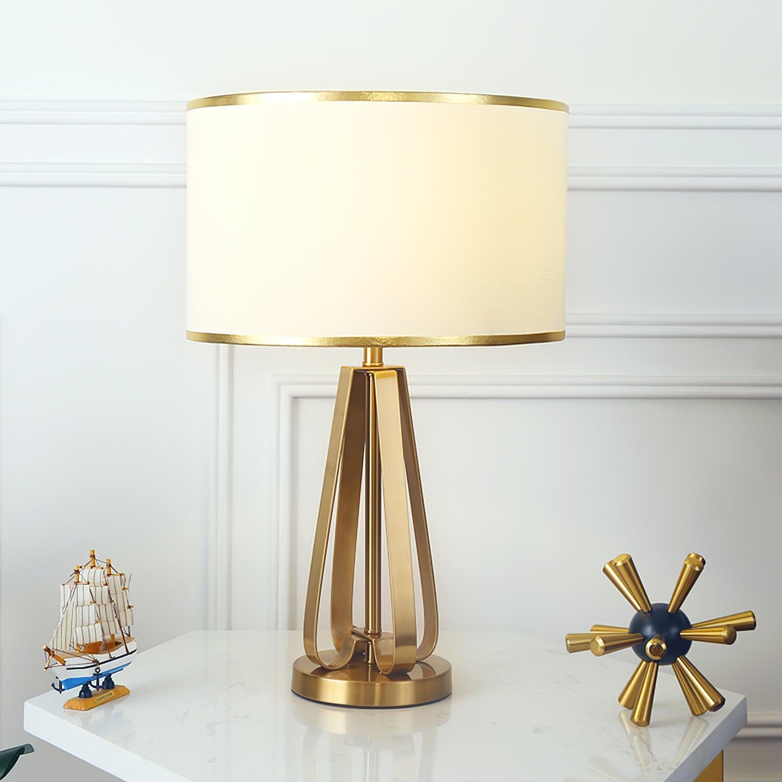 Laila Table Lamp - Blowlighting