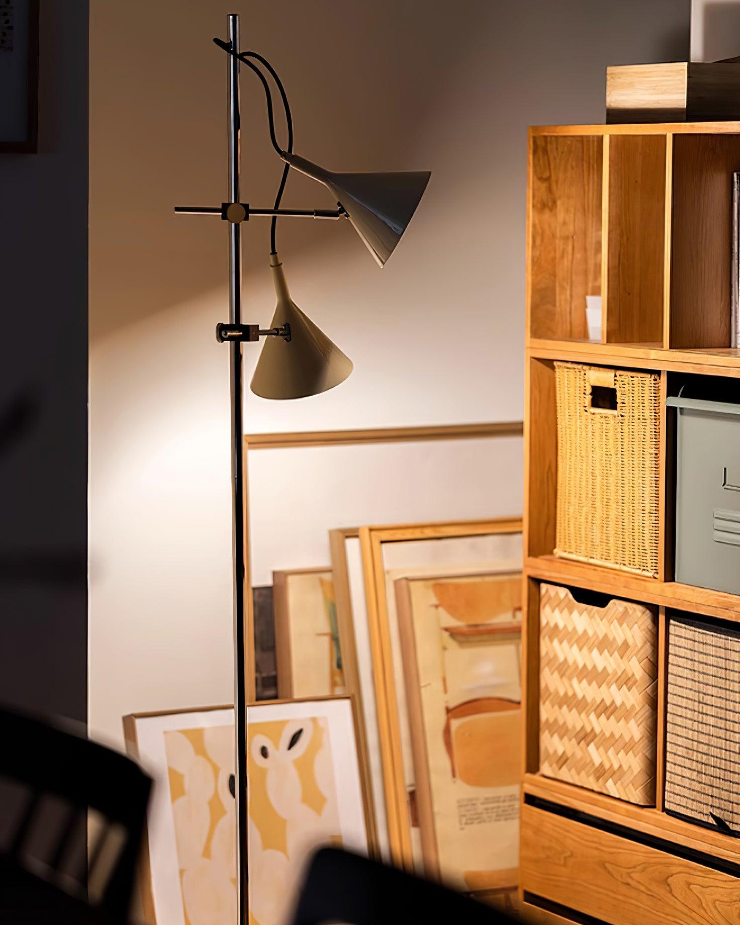 Laiton Floor Lamp - Blowlighting