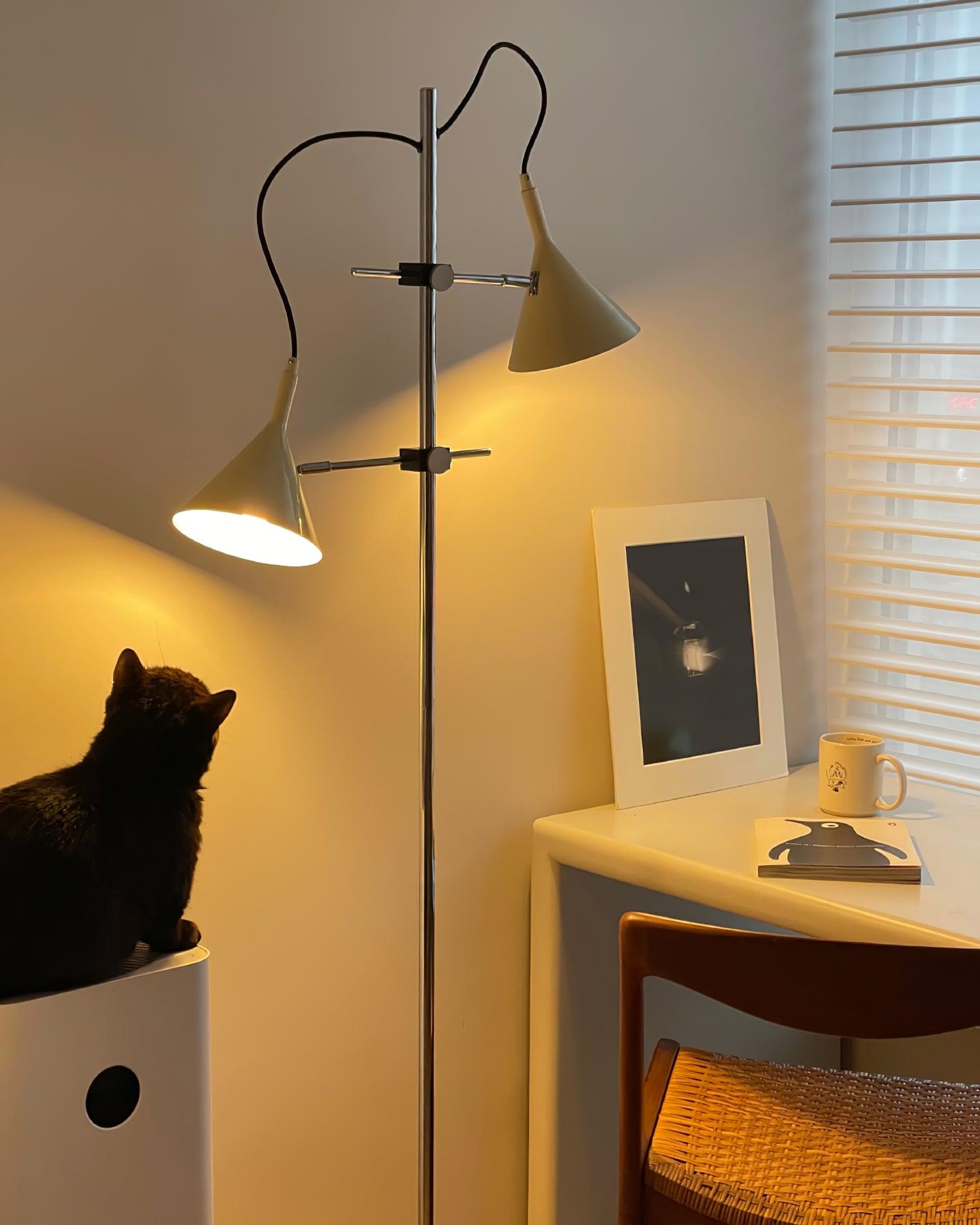 Laiton Floor Lamp - Blowlighting
