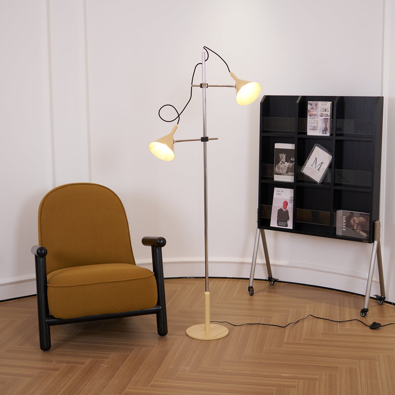 Laiton Floor Lamp - Blowlighting