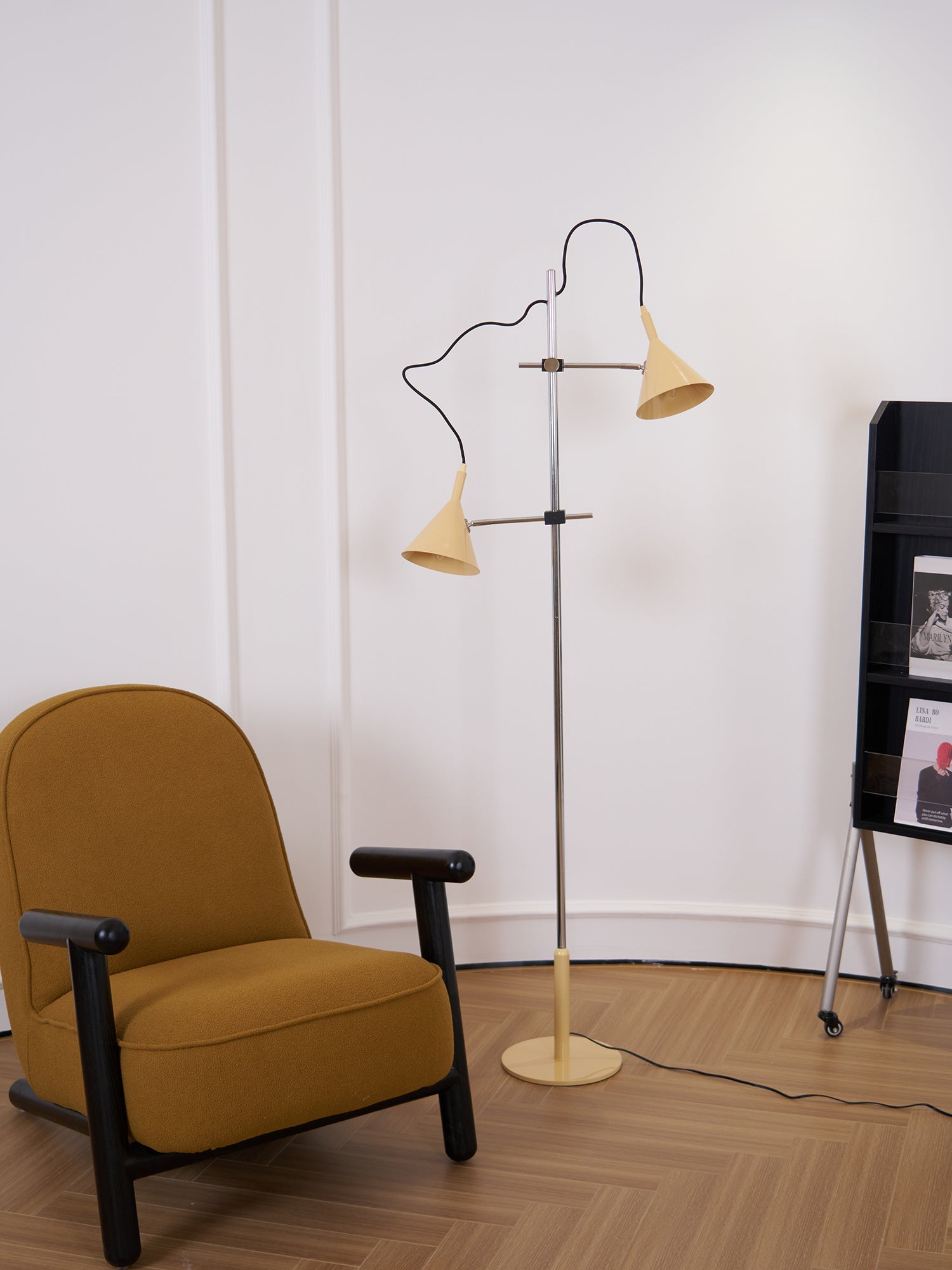 Laiton Floor Lamp - Blowlighting