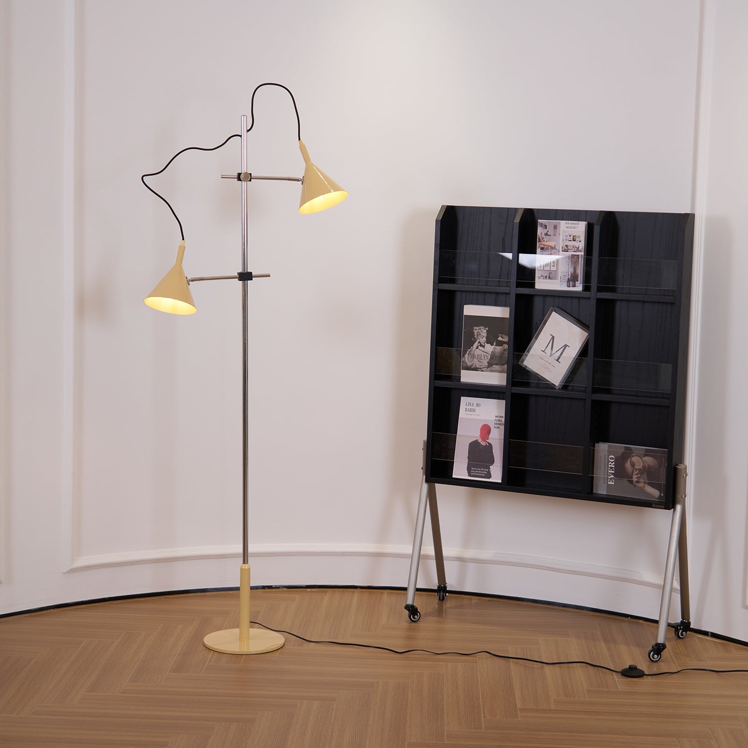 Laiton Floor Lamp - Blowlighting