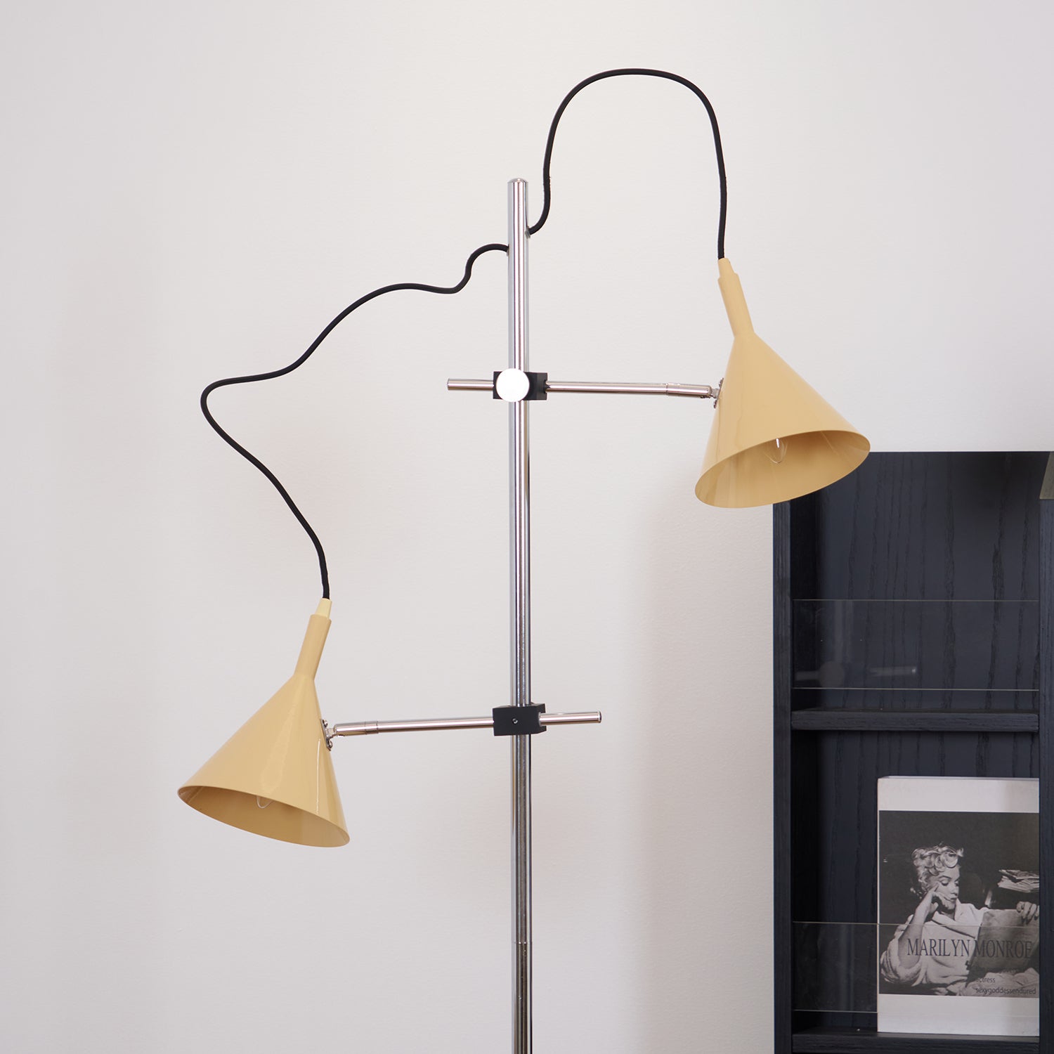 Laiton Floor Lamp - Blowlighting