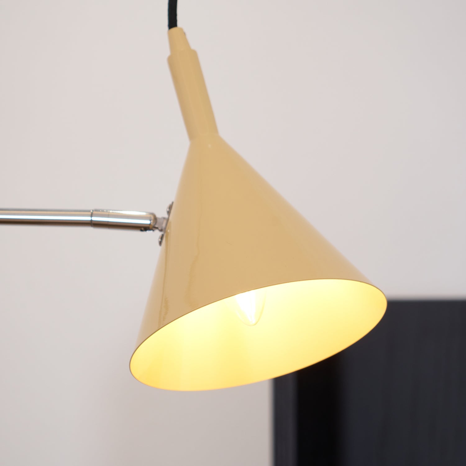 Laiton Floor Lamp - Blowlighting