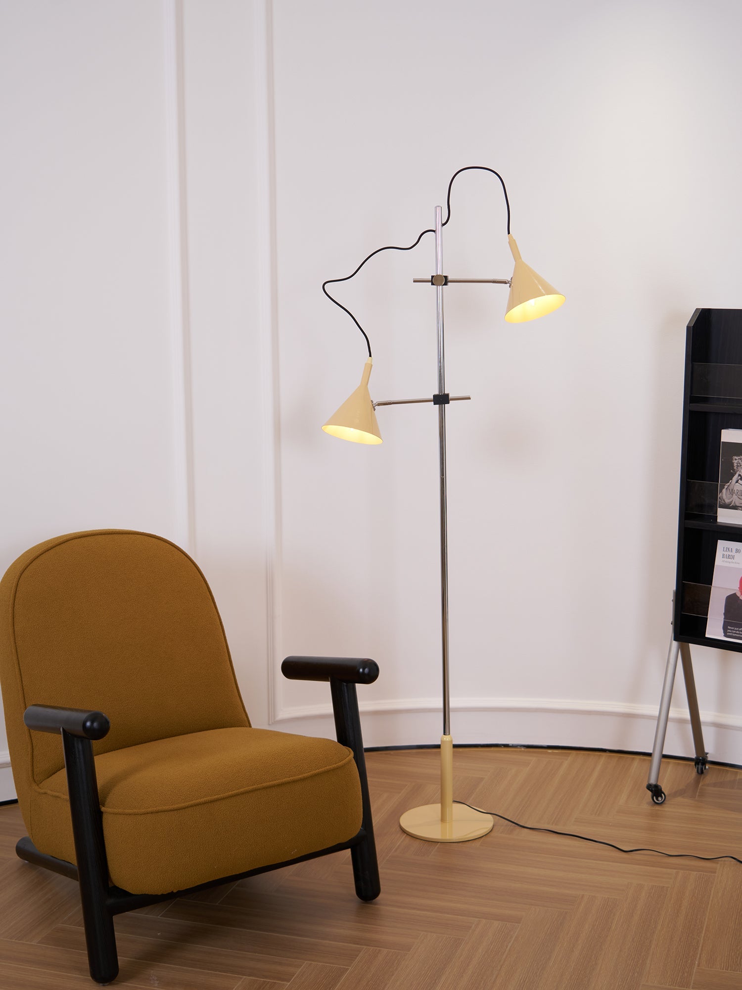 Laiton Floor Lamp - Blowlighting