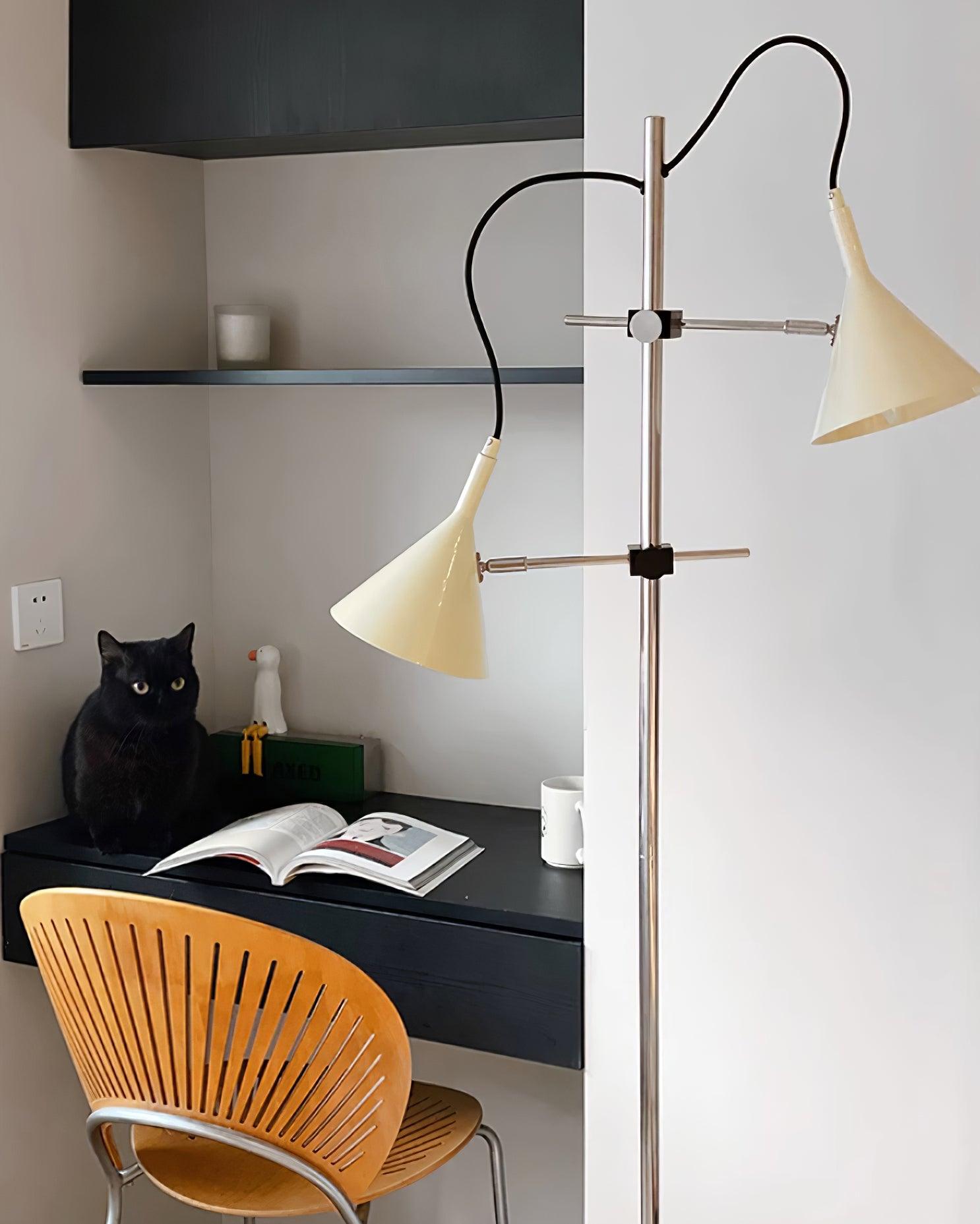 Laiton Floor Lamp - Blowlighting